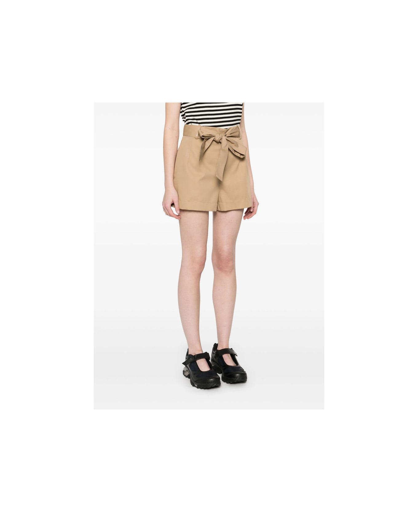 Moncler Short - BROWN
