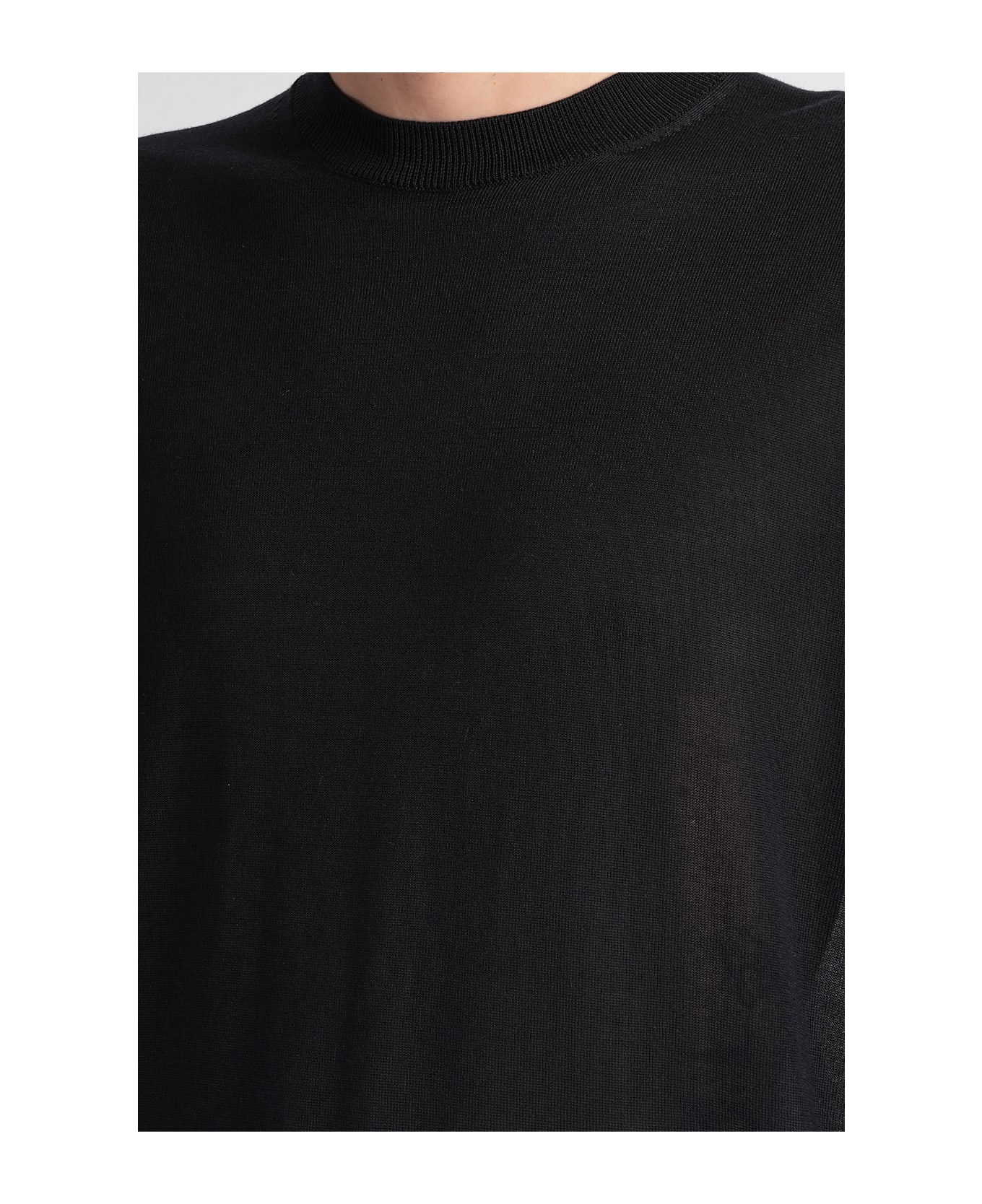 Laneus T-shirt In Black Wool And Polyester - black