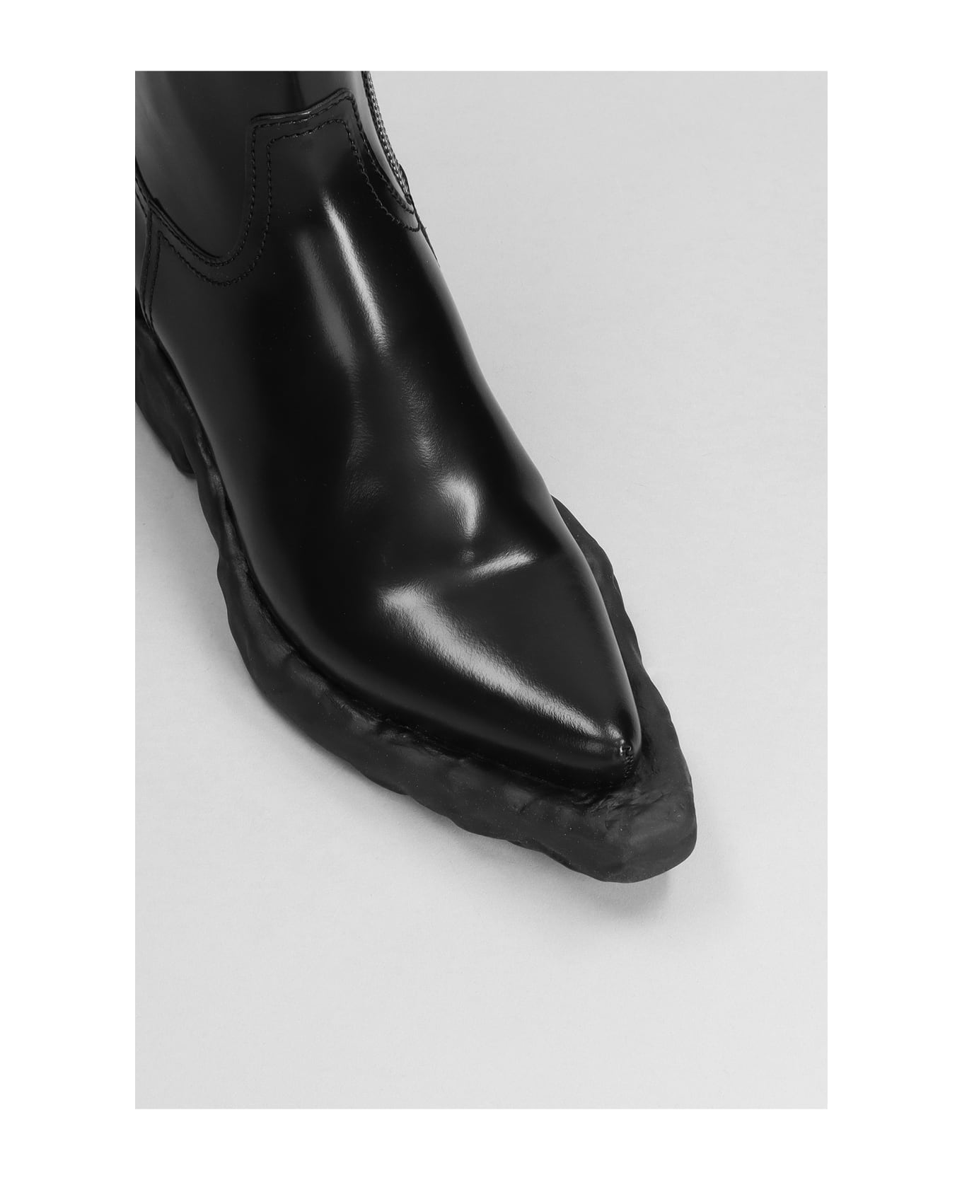 Camper Venga Low Heels Boots In Black Leather - Black