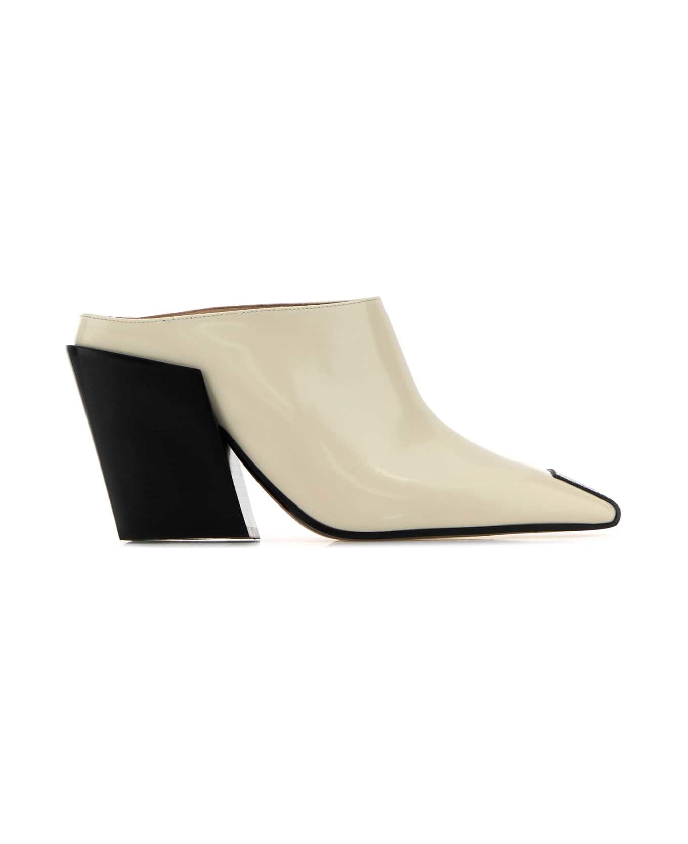 Bottega Veneta Ivory Leather Ventura Mules - SEASALTWHITE