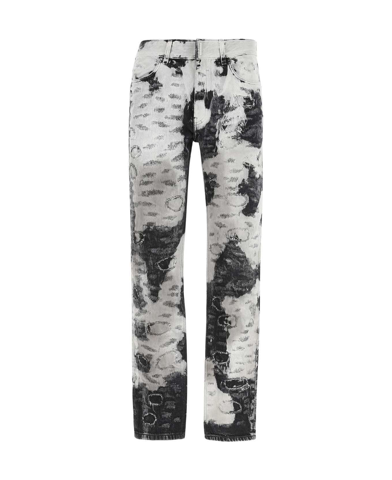 Givenchy Embellished Denim Jeans - 116