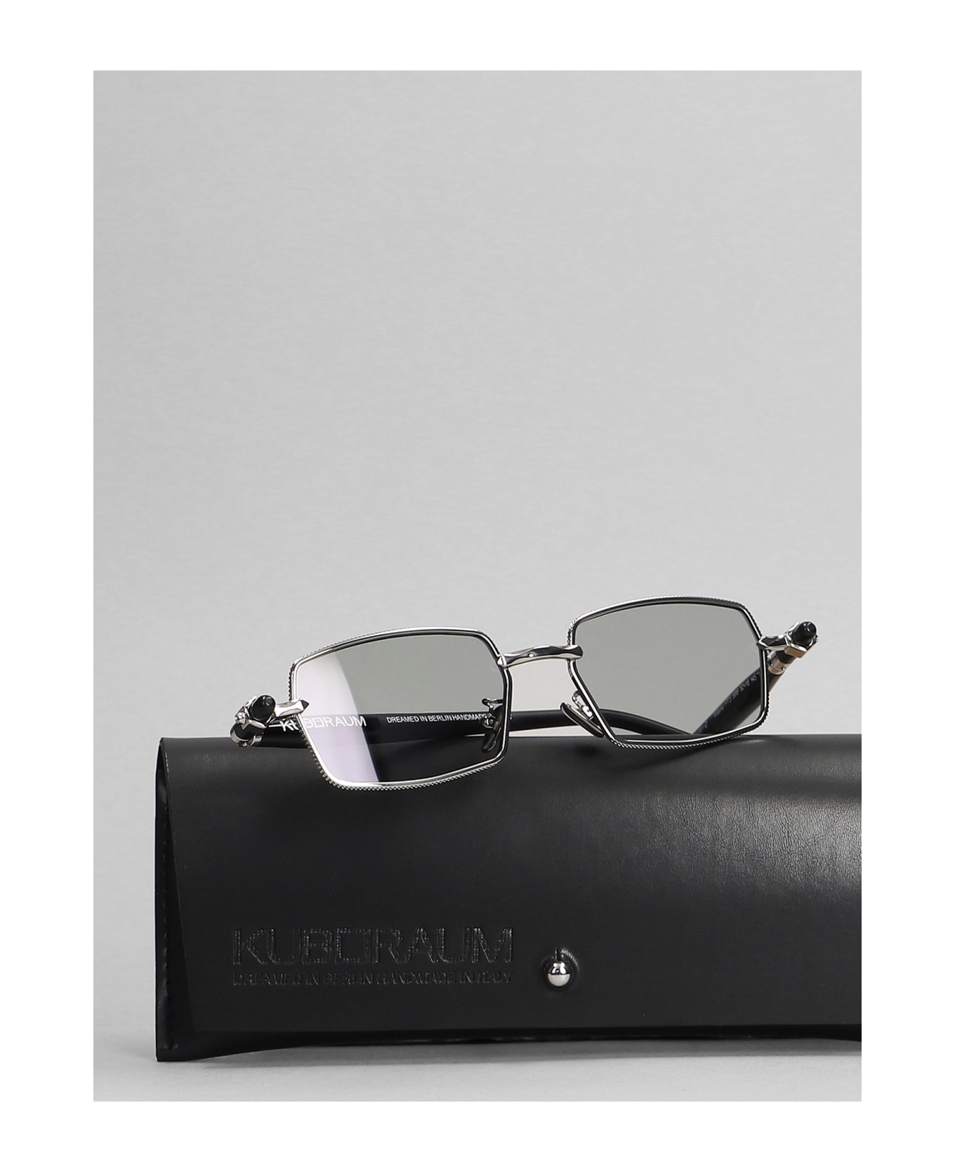 Kuboraum P73 Sunglasses In Silver Metal Alloy - silver