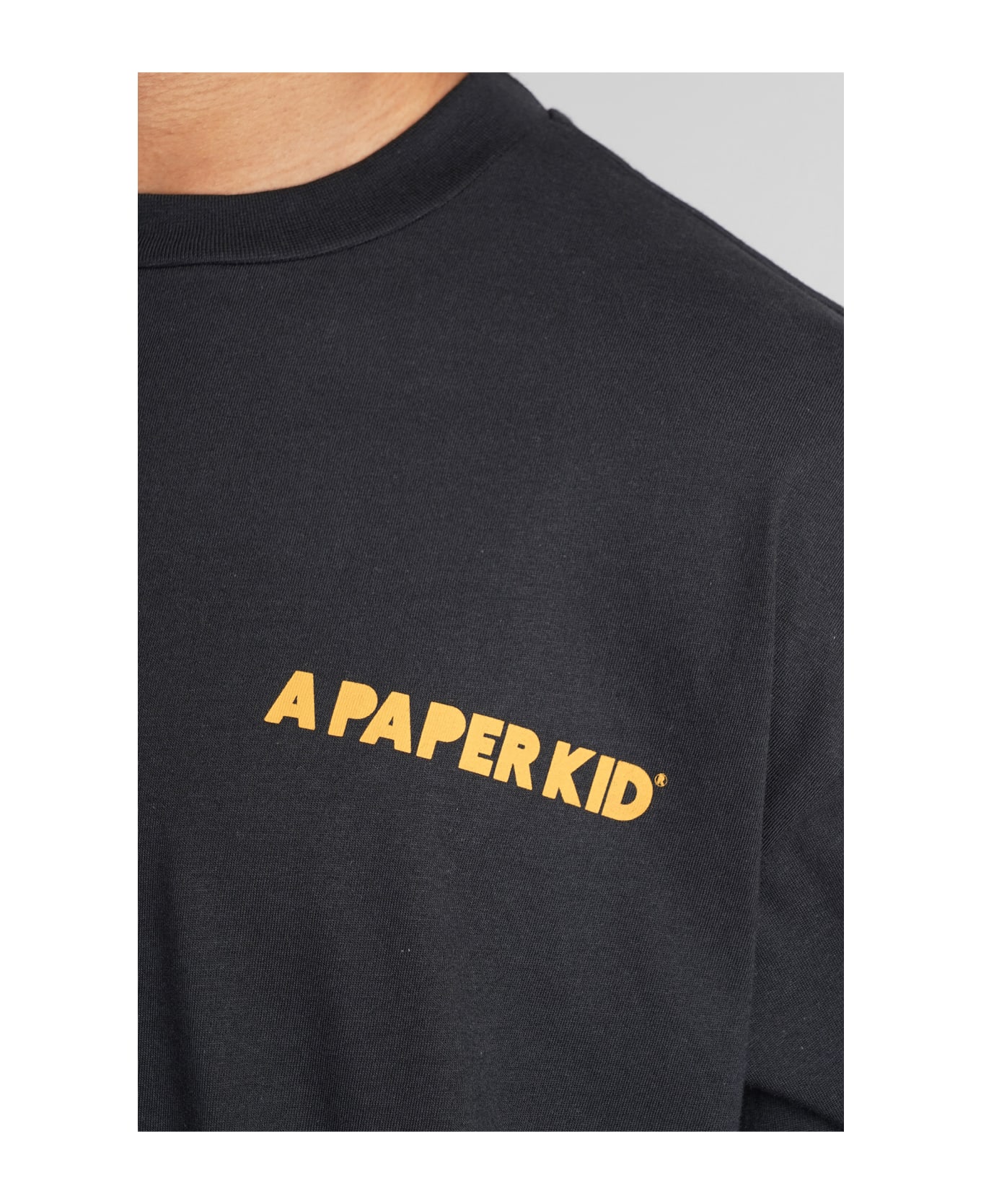 A Paper Kid T-shirt In Black Cotton - black