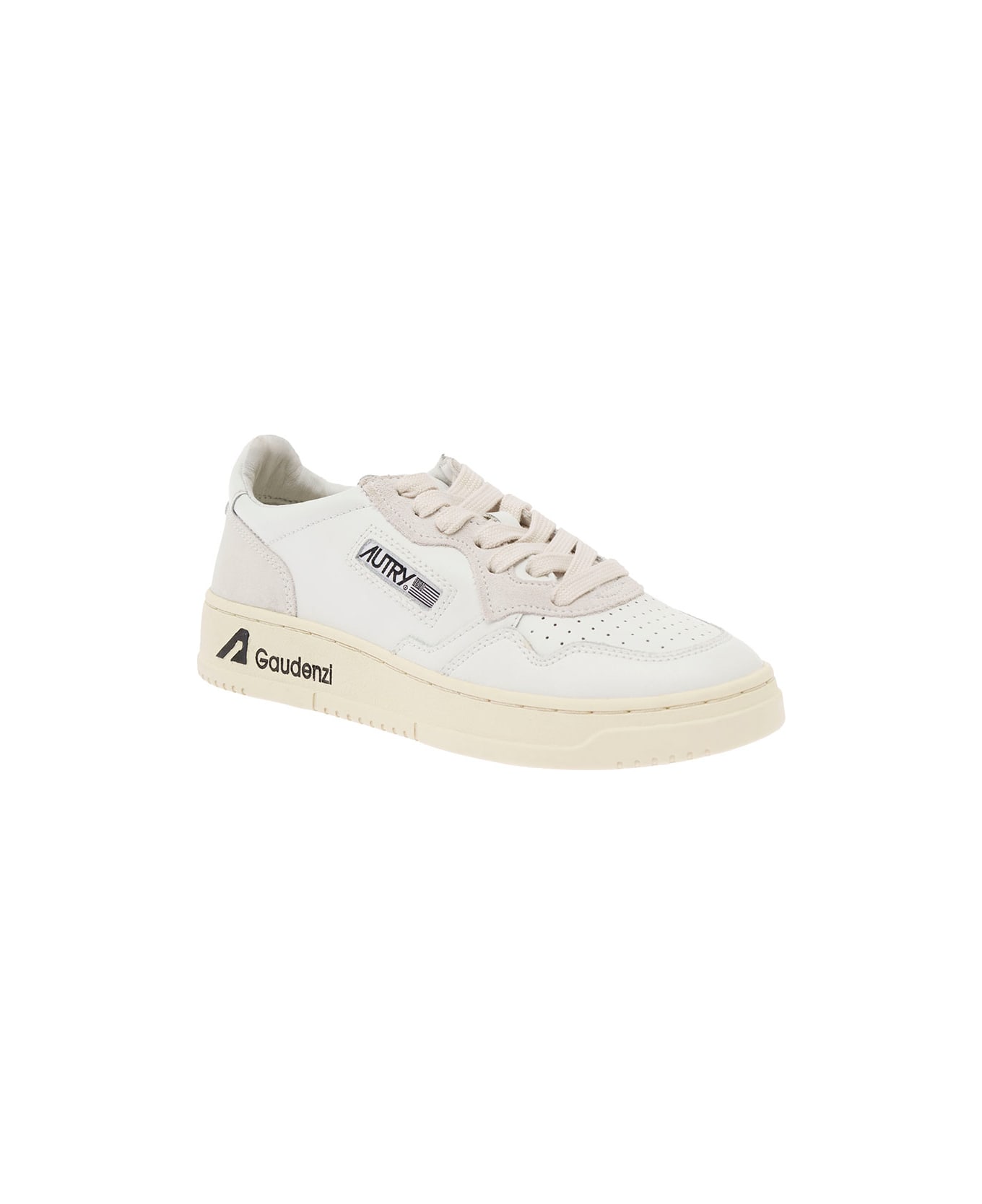 Autry 'medalist Low' White Sneakers With Suede Inserts And Logo Print On Platform In Leather Woman Autry - White