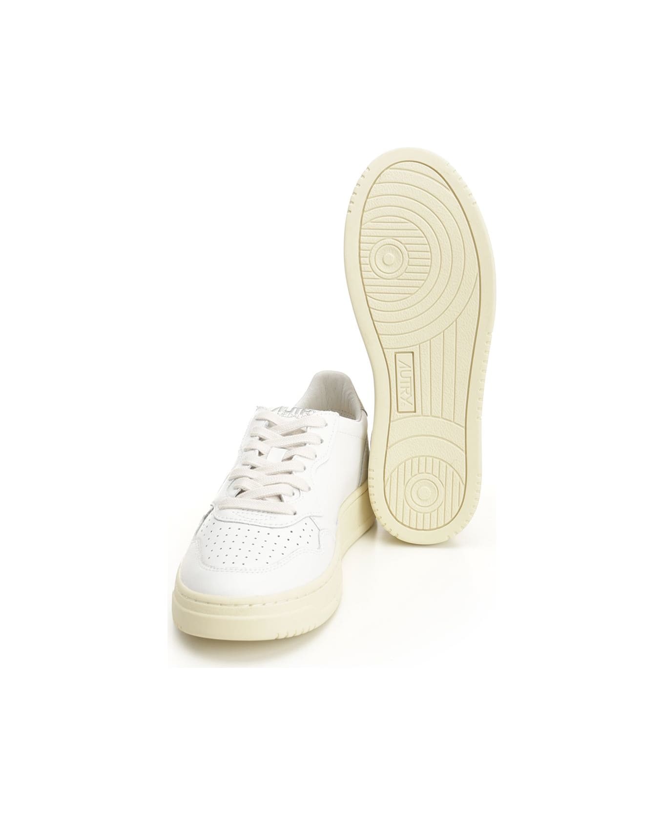Autry 'medalist Low' Sneaker - White