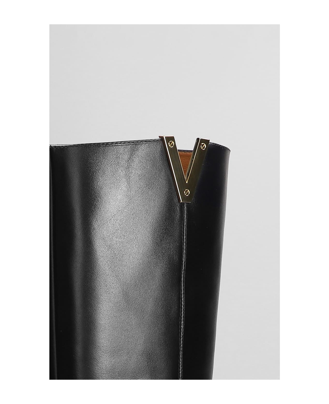 Via Roma 15 In Black Leather - black