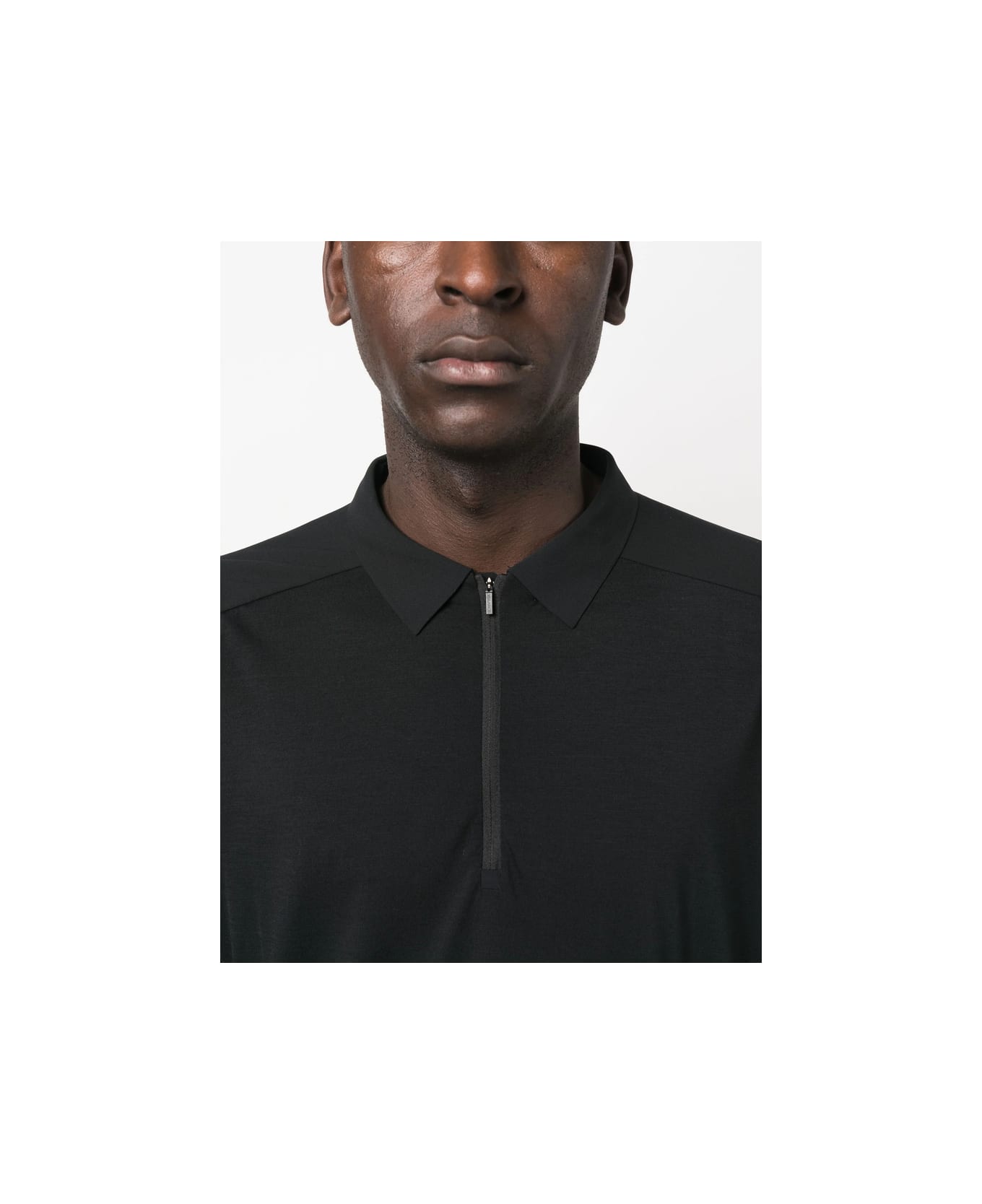 Arc
teryx Veilance Sweater - BLACK