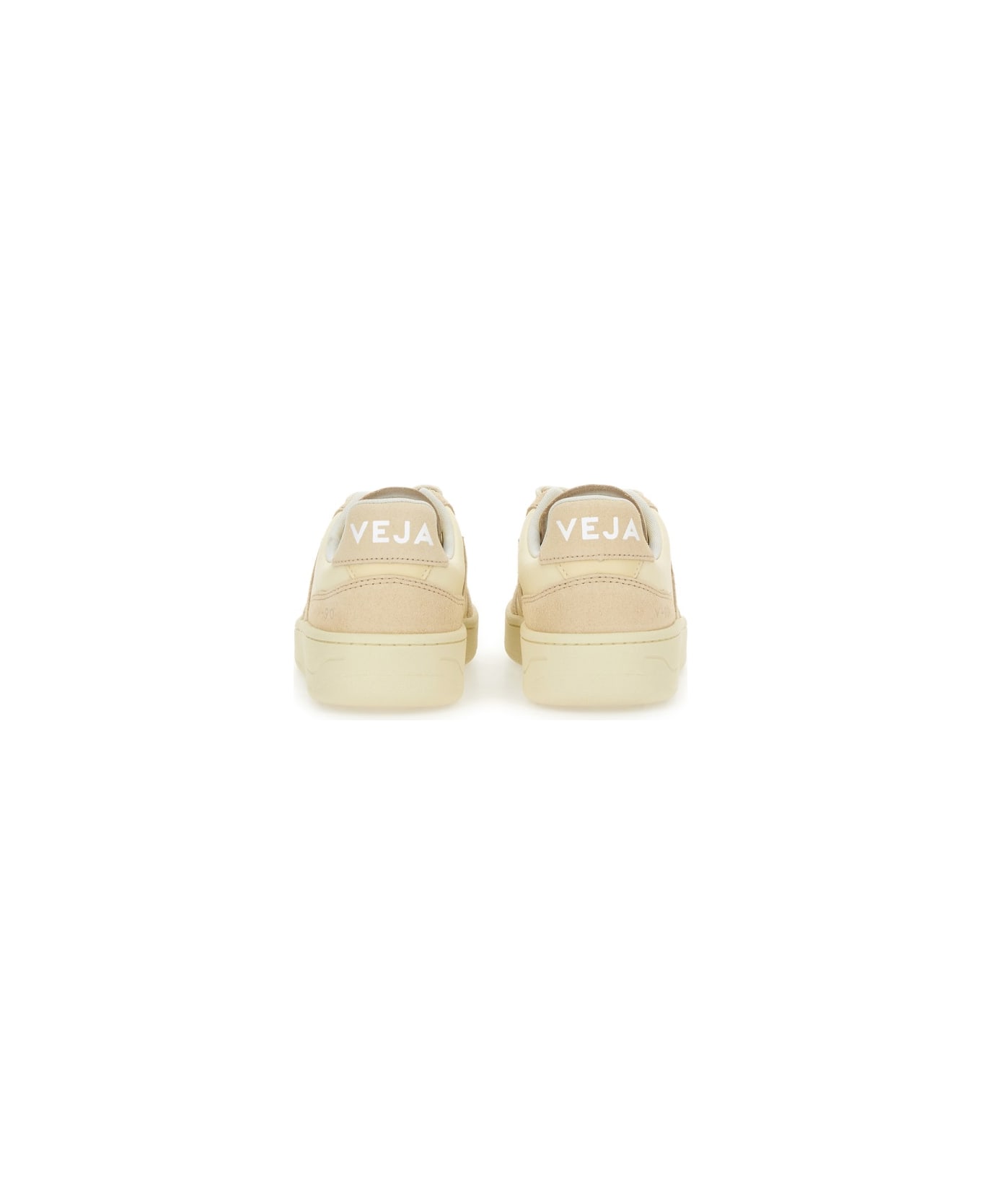 Veja Sneaker V-90 - WHITE