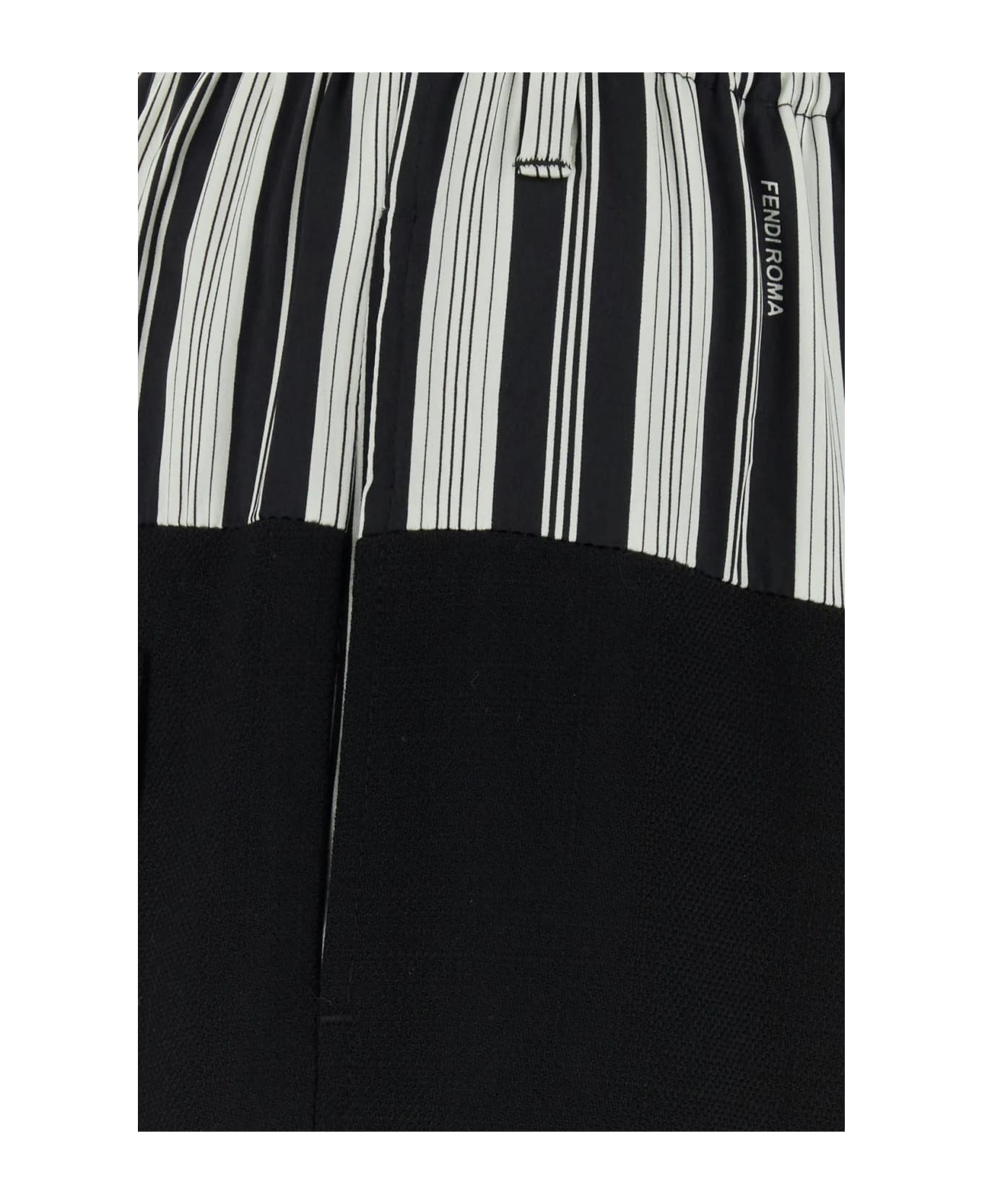 パンツ FENDI BLACK WOOL BLEND FENDI X STEFANO PILATI PANT Fendi Black Wool Blend X Stefano Pilati Pant | italist