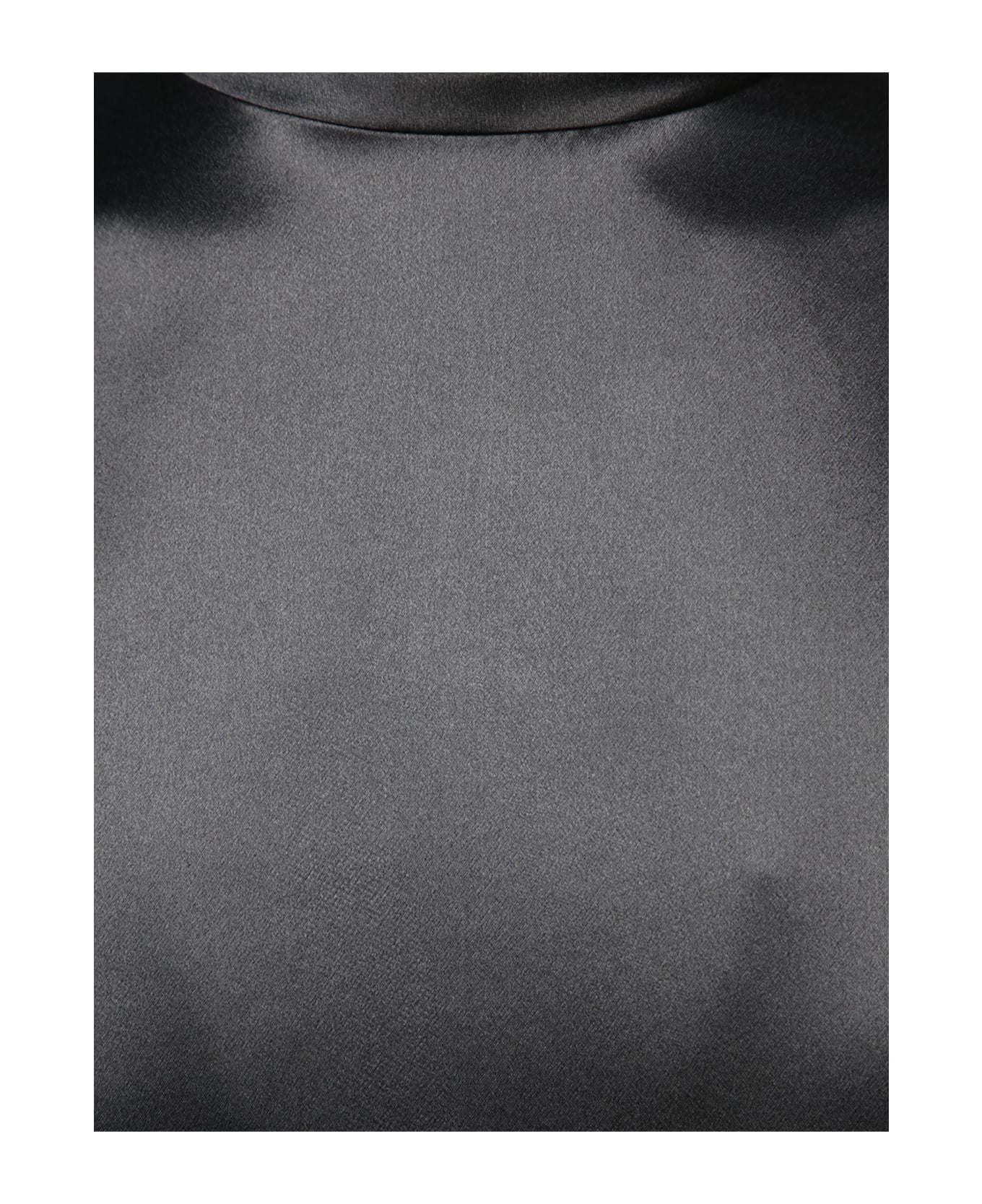 【送料&関税込】Dolce & Gabbana Wide Turtleneck Ribbed cashmere and silk turtleneck with DG logo in Black