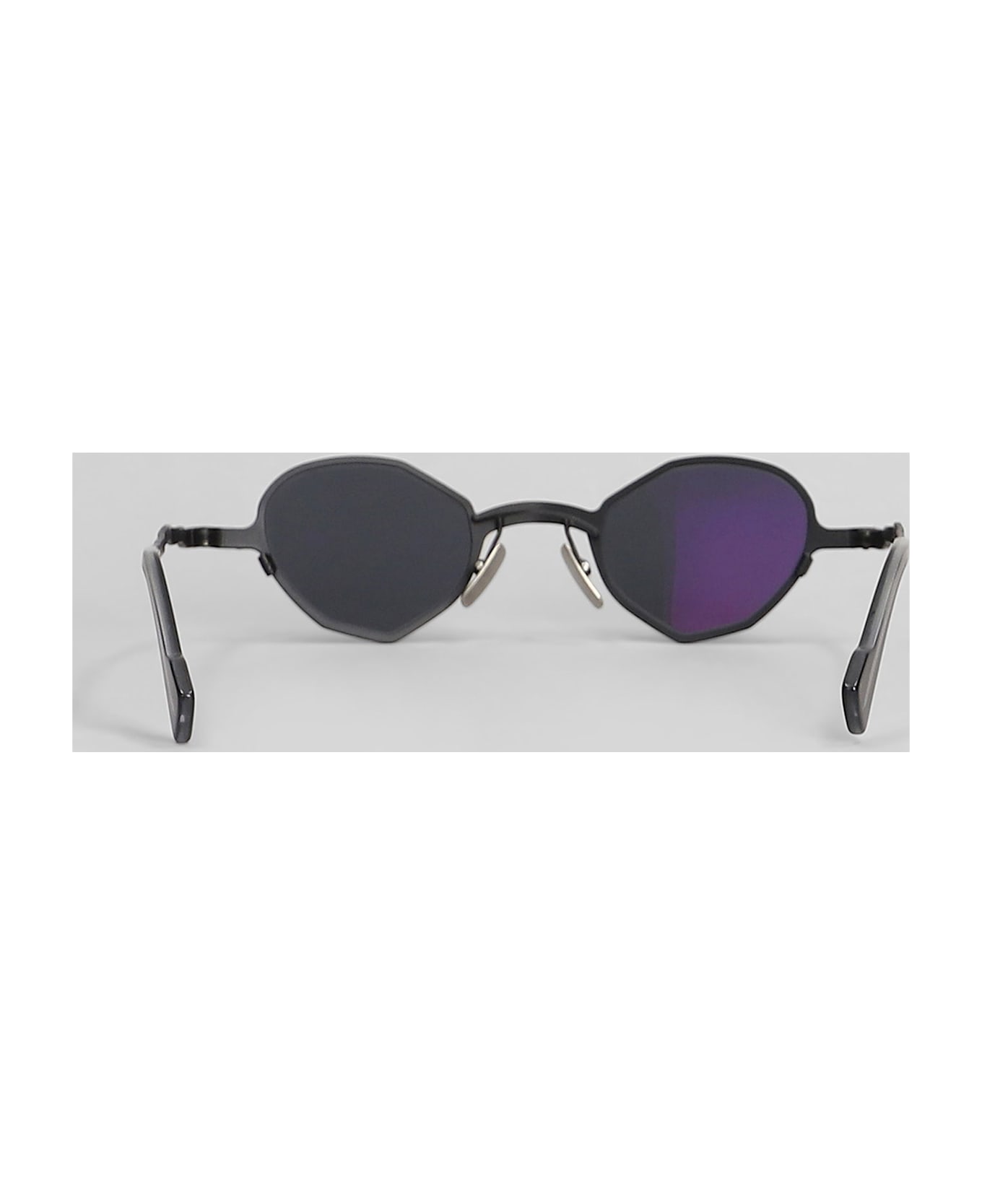 Kuboraum Z20 Sunglasses In Black Acetate - black