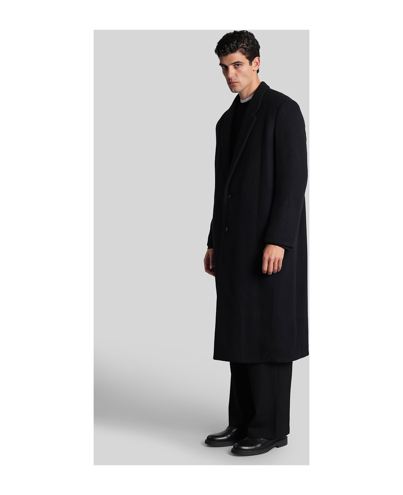 Attachment In Black Wool - black