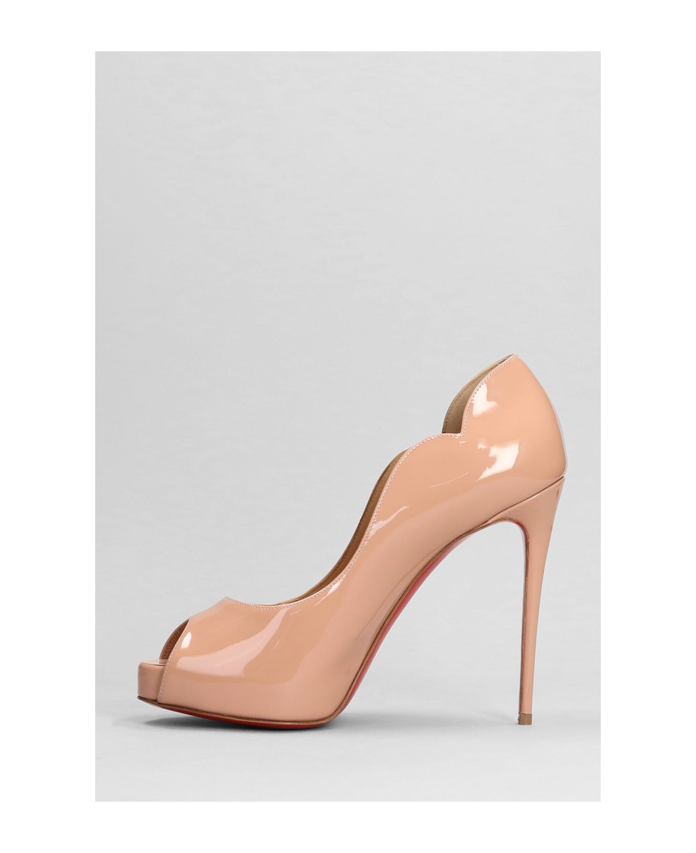 Christian Louboutin Hot Chick Pumps In Powder Leather - powder