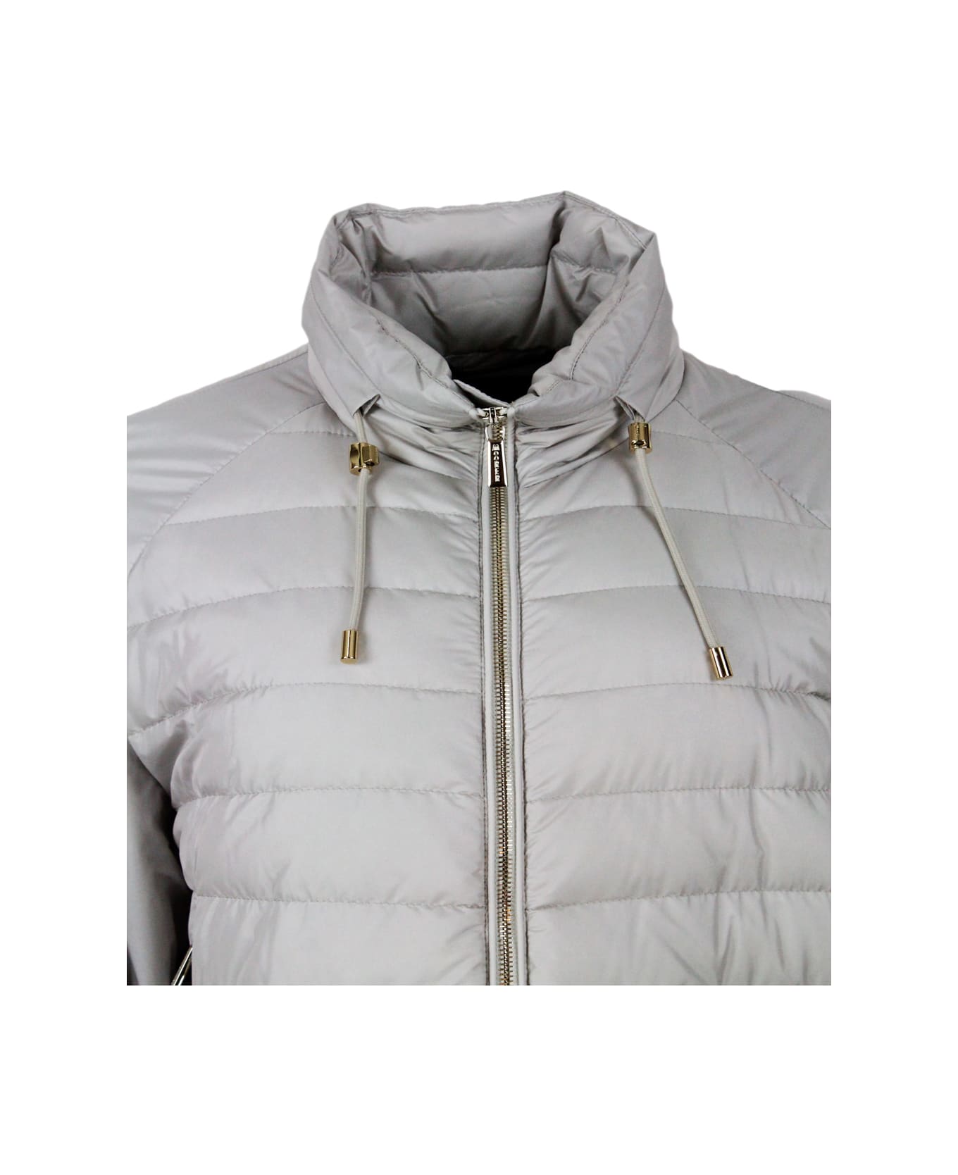 Moorer Lightweight 100 Gram Fine Down Jacket With An A-line Shape And Adjustable Drawstring At The Hem And Neck. Zip Closure - Ice ダウンジャケット