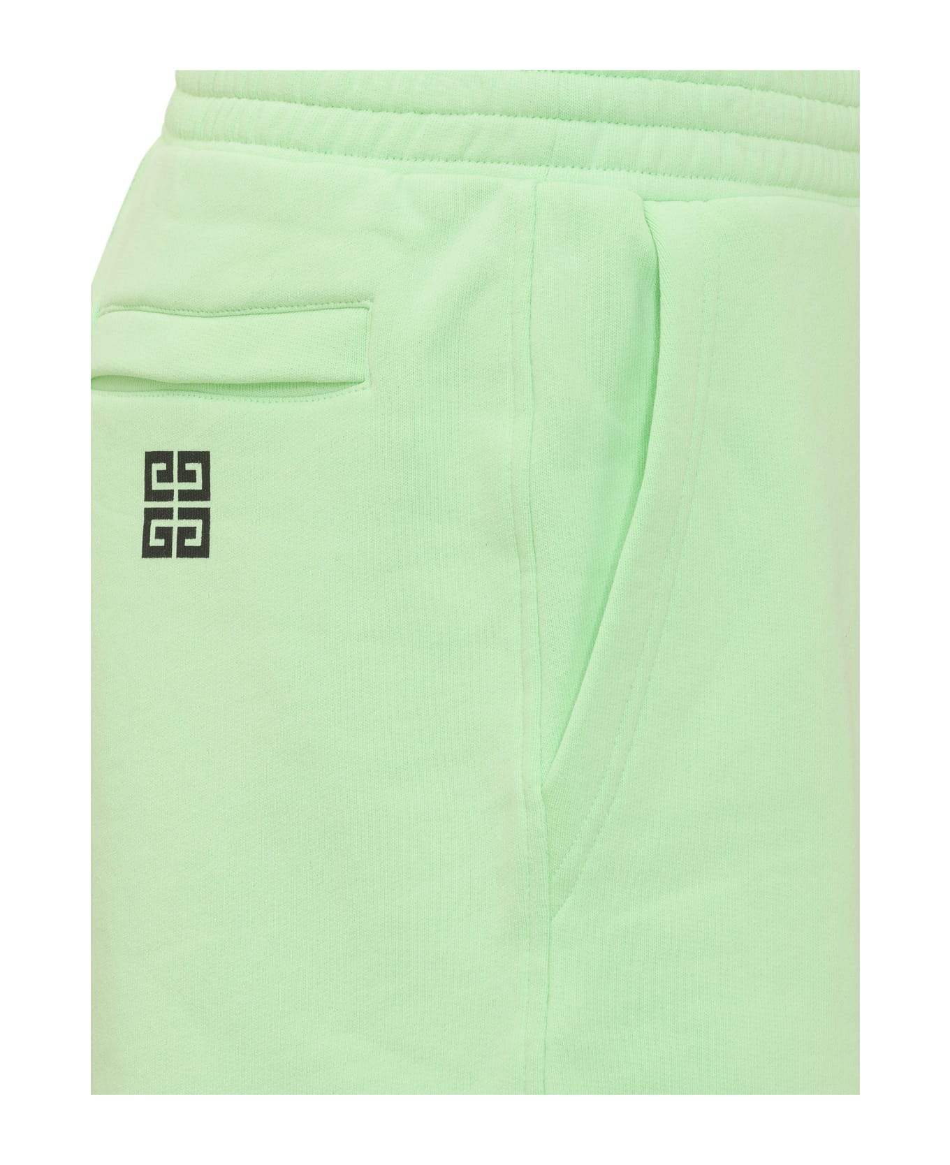 Givenchy Logo Print Sweatshorts - Verde ショートパンツ