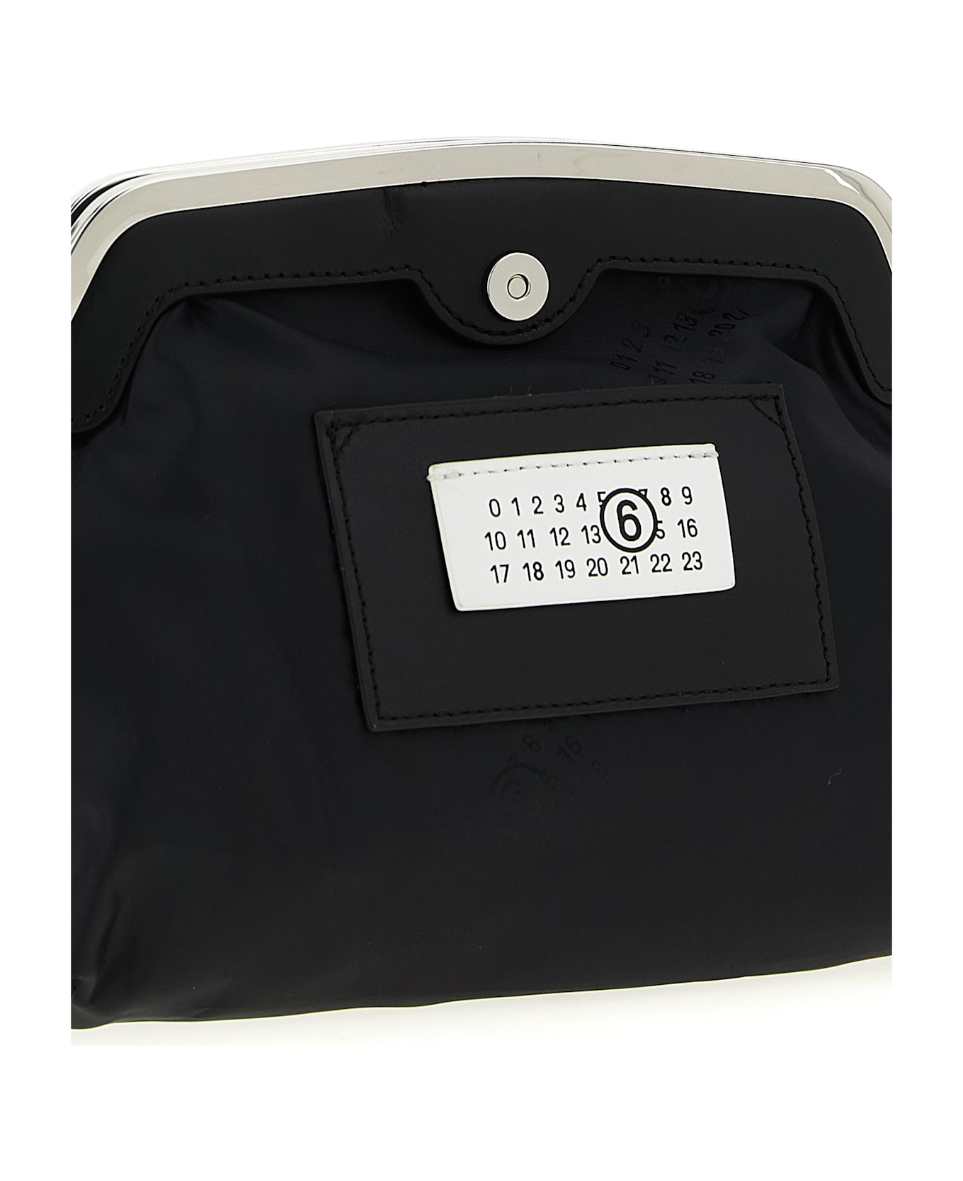 MM6 Maison Margiela 
inside-out
 Clutch - Black  