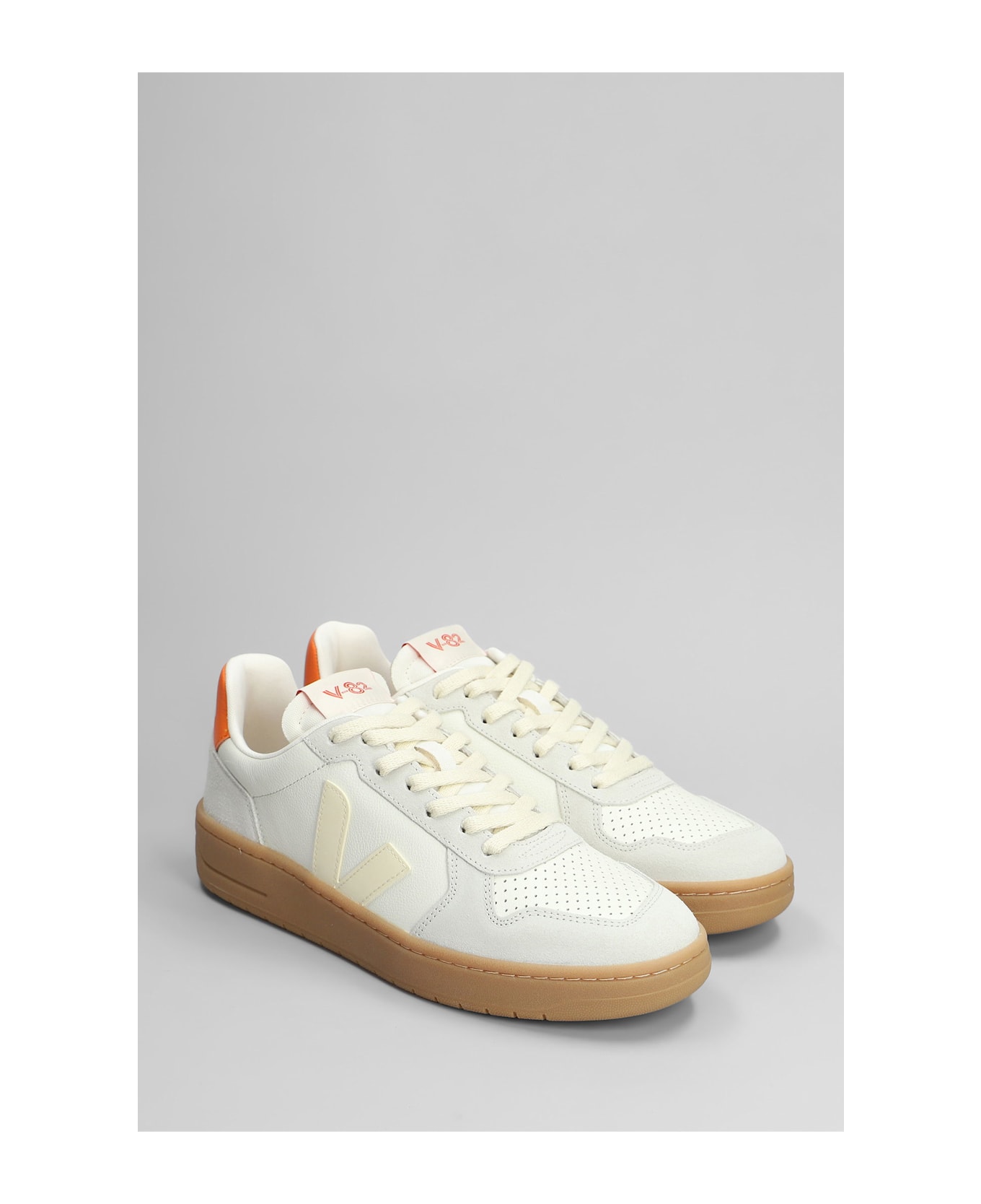 Veja V-82 Sneakers In White Suede And Leather - white