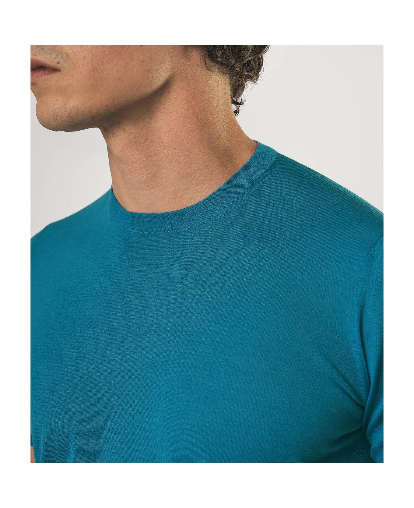 Larusmiani Crewneck Roquebrune T-Shirt - SkyBlue