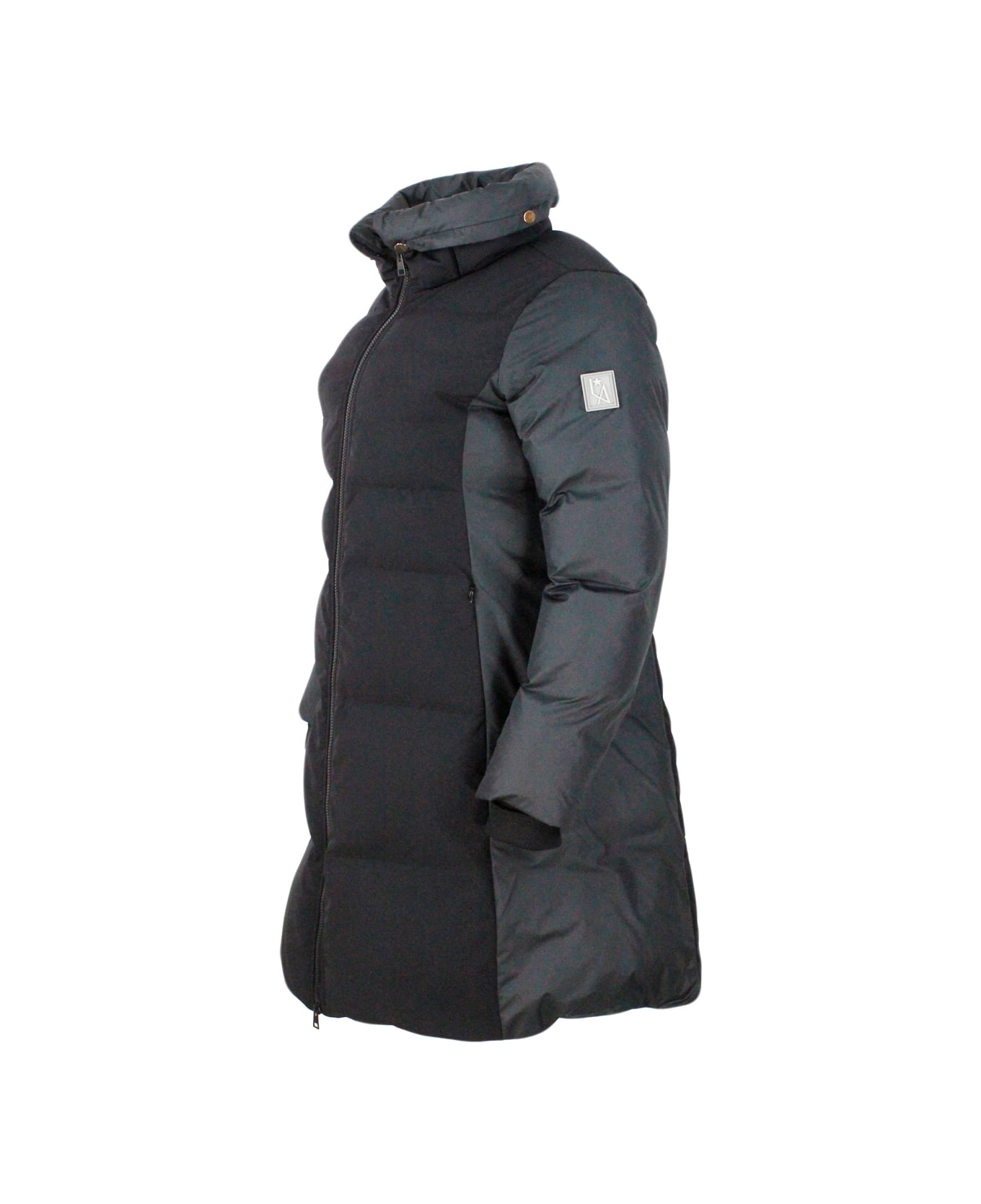 Lorena Antoniazzi Chalet Collection Down Jacket In Two-tone Technical Fabric With Openable Collar And Zip Closure - Black