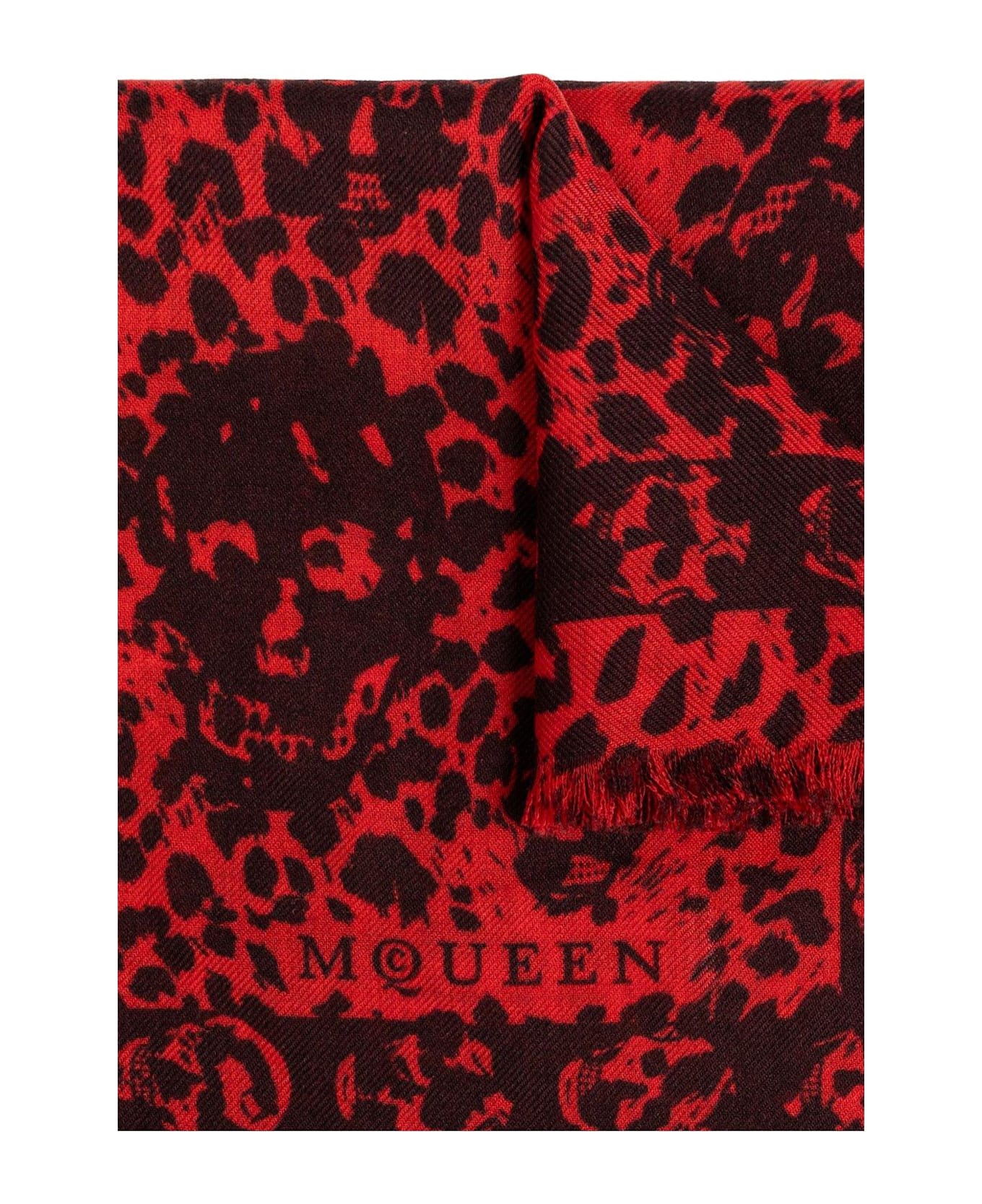 Alexander McQueen Leopard Printed Fringed-edge Scarf - Rosso e Nero