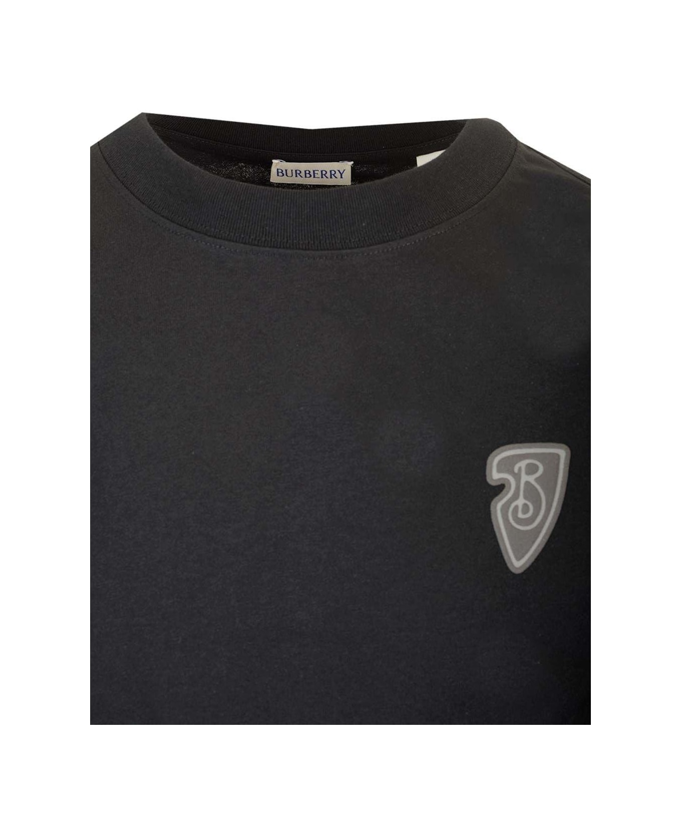 Tシャツ・カットソー BURBERRY Men Tops 8101952 Black s-l1200.jpg