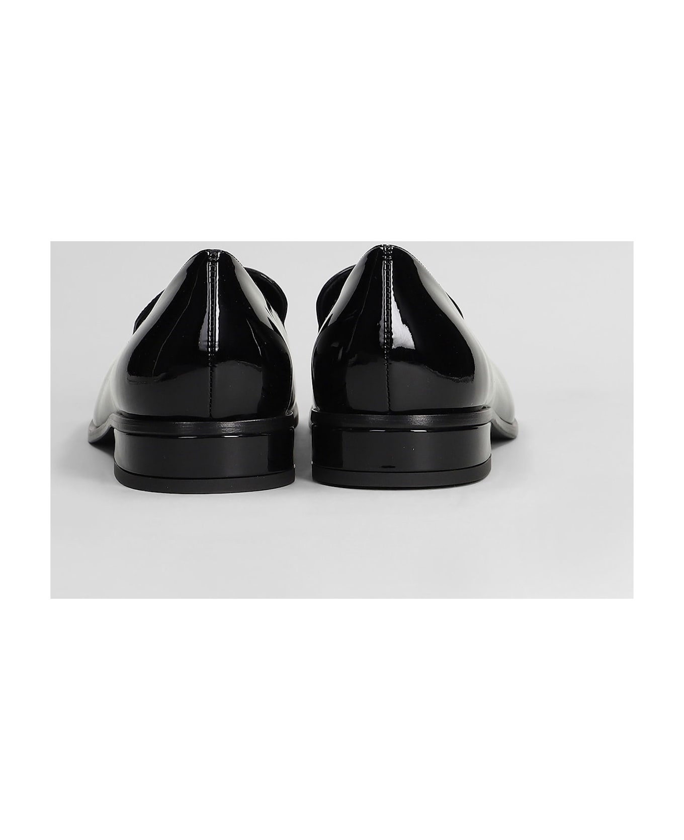 Givenchy Elegant Loafer Loafers In Black Patent Leather - black