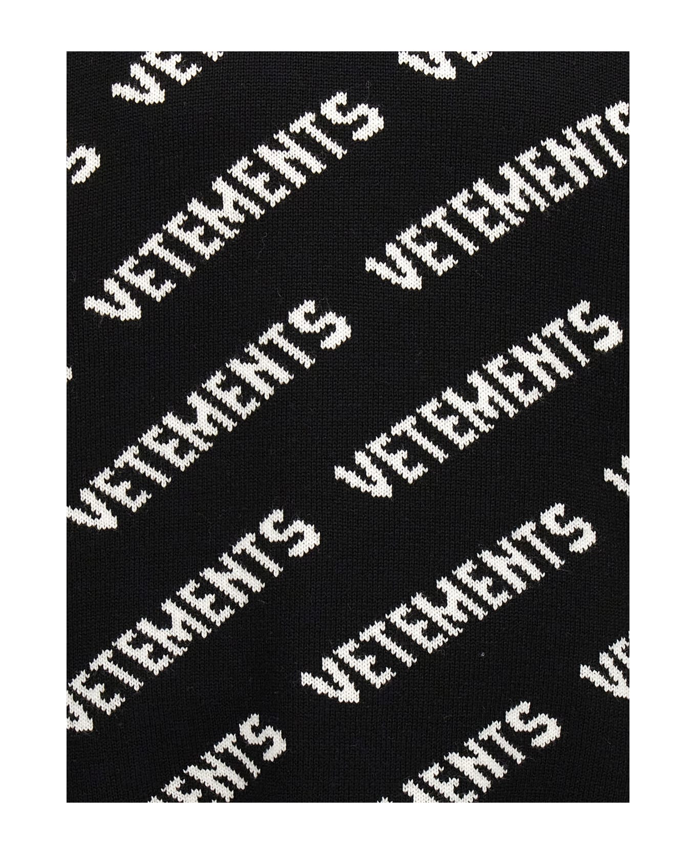 VETEMENTS Monogram Sweater - White/Black ウェア