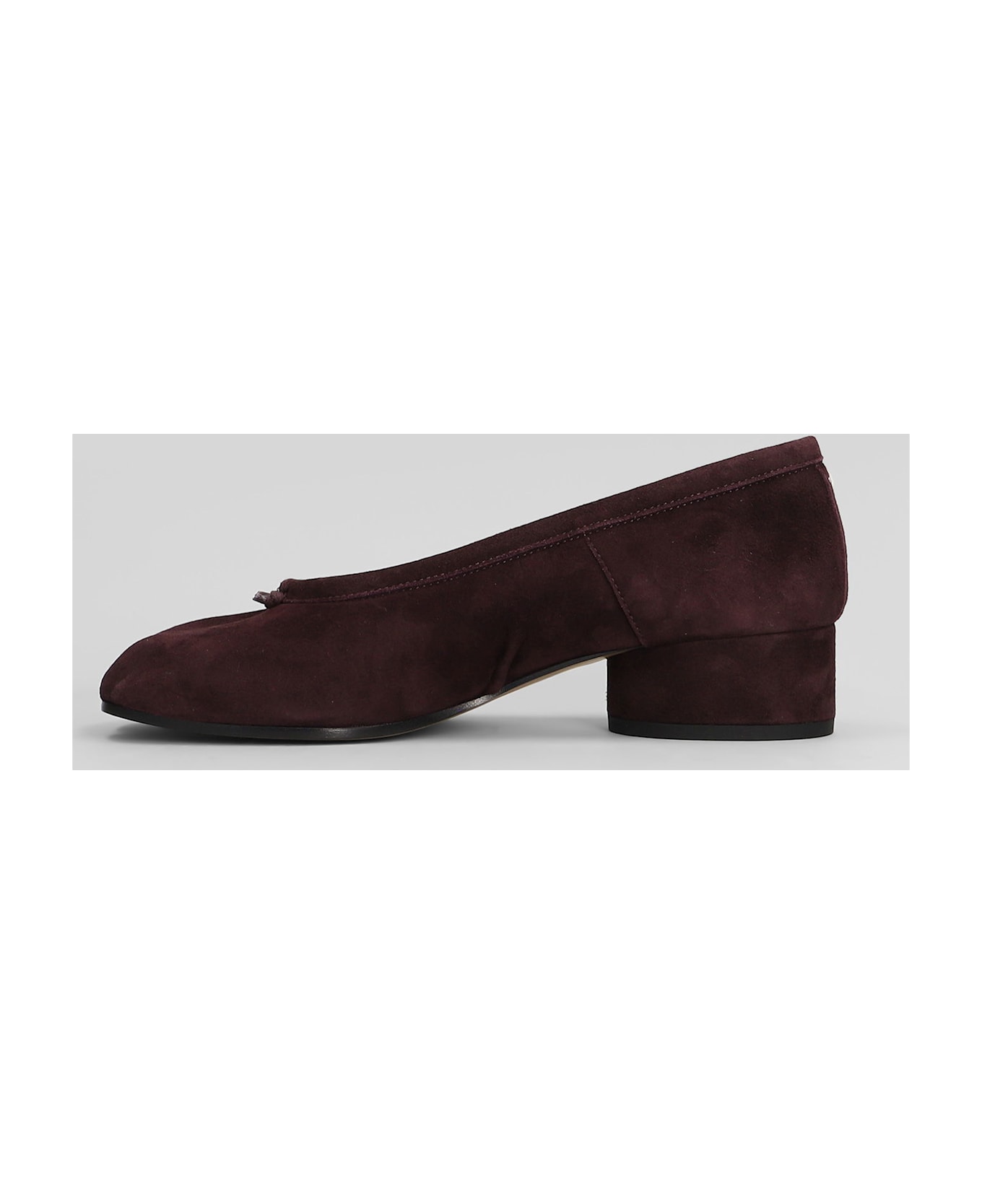 Maison Margiela Tabi Ballet Flats In Viola Suede - Viola