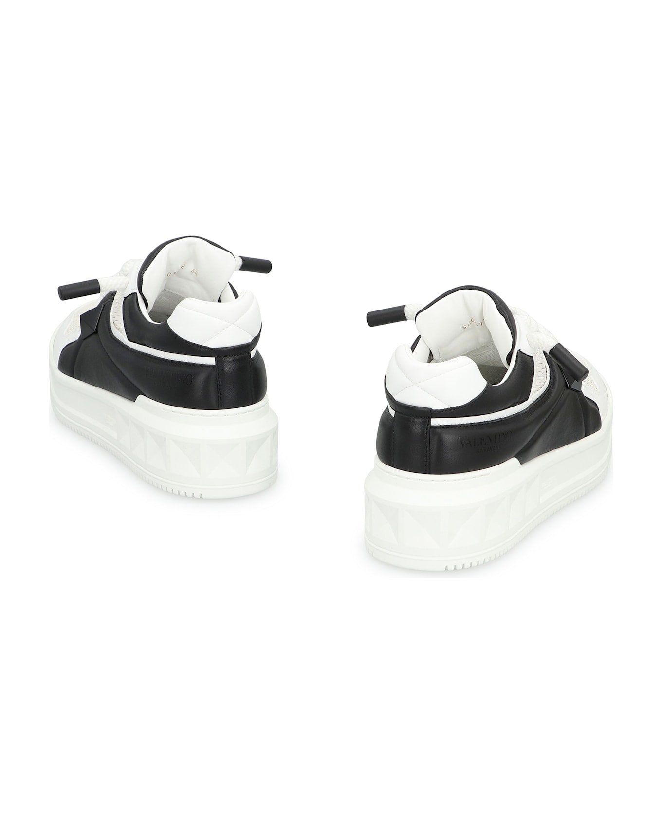 One Stud Xl Low-top Sneakers