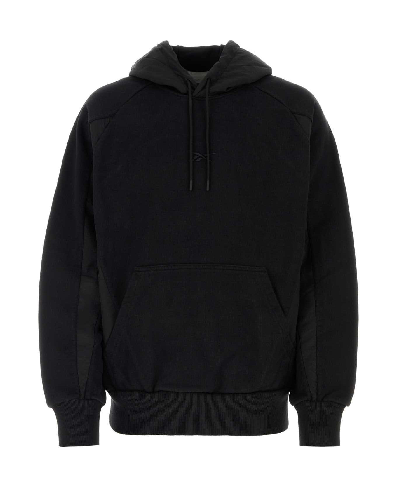 Reebok Black Cotton Sweatshirt - Black