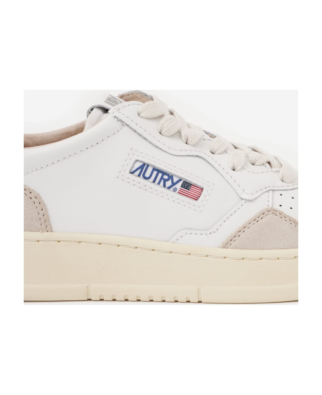 Autry 01 Low Sneakers - white