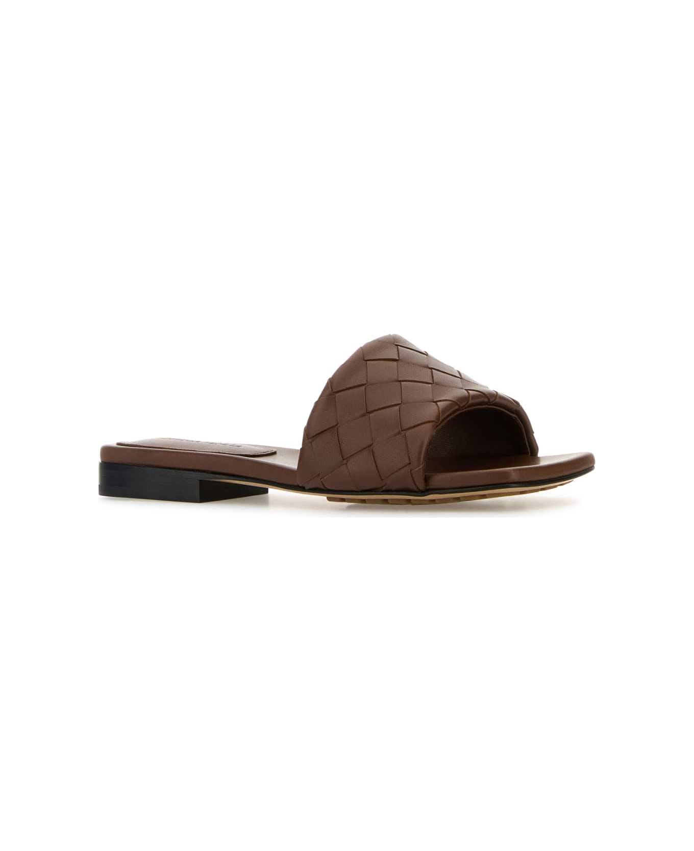 Bottega Veneta Brown Leather Parco Slippers - DARKLEATHER