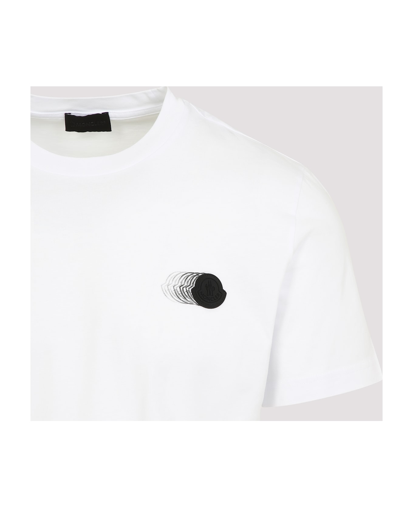 MONCLER｜SHORT-SLEEVED ROUND NECK T-SHIRTS (8C00032 89AI Moncler Men's Short Sleeve T-Shirt 8C00004 89A17 999 | eBay