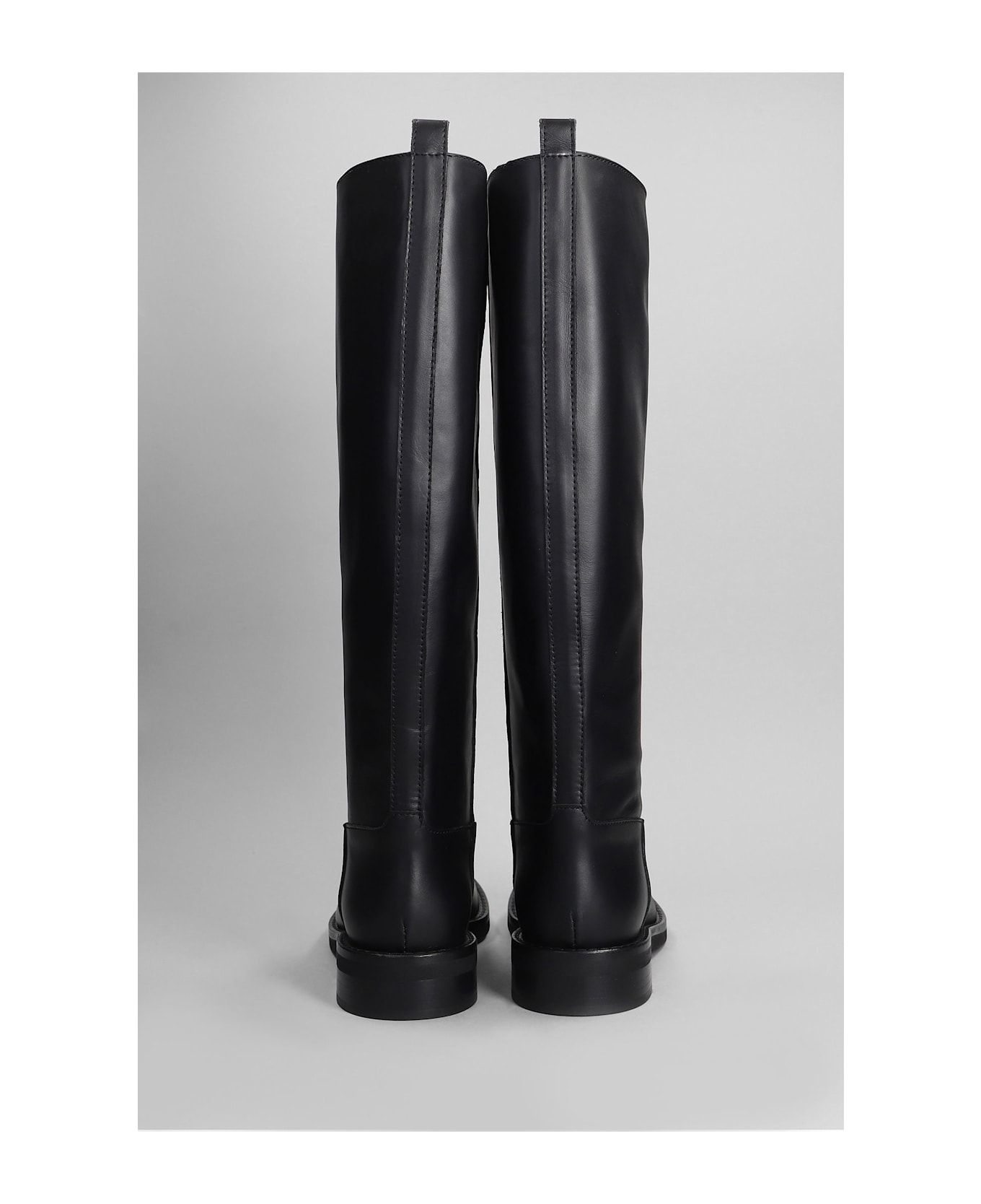Via Roma 15 Low Heels Boots In Black Leather - black