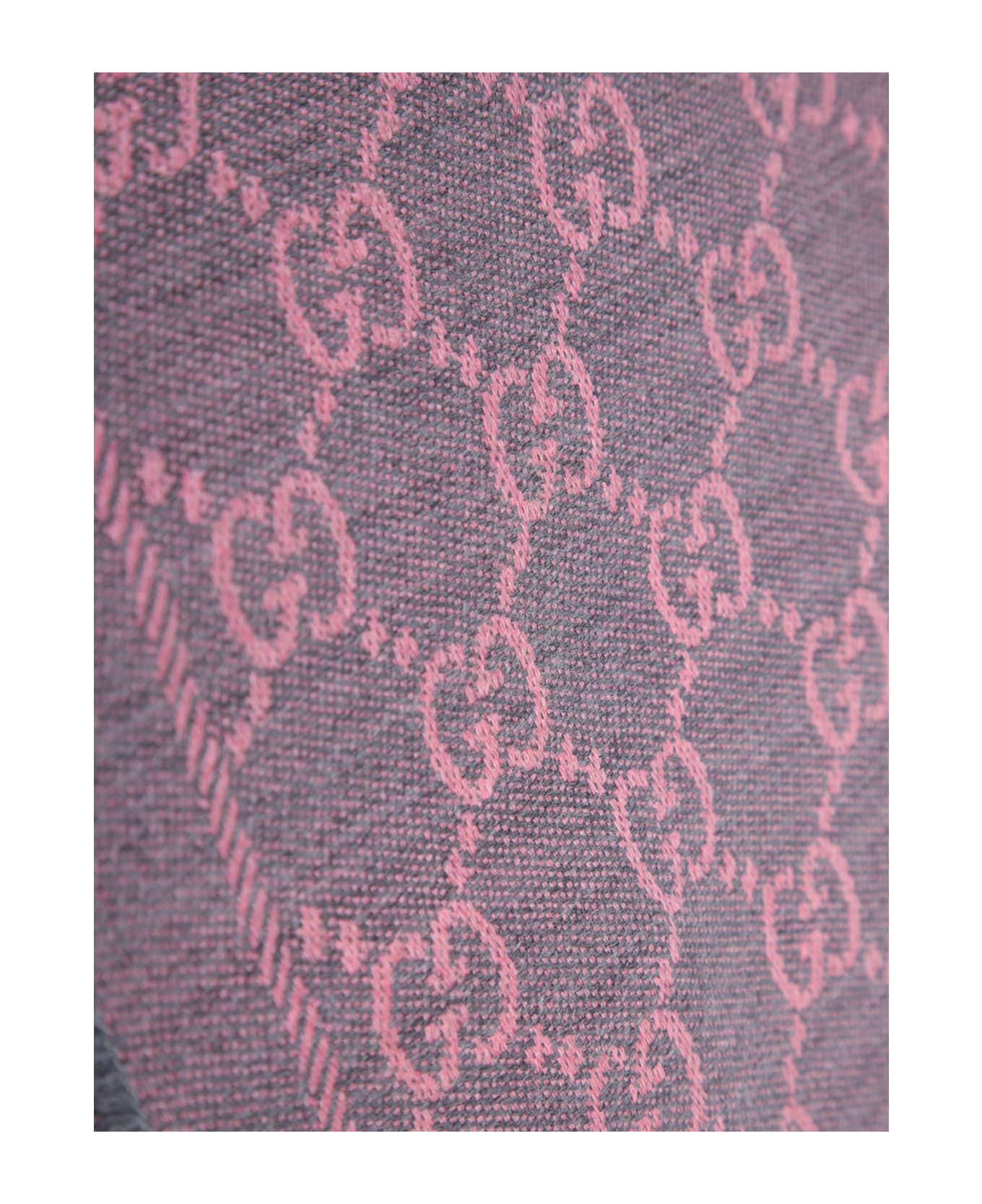Gucci Gg Supreme Jacquard Scarf - Pink