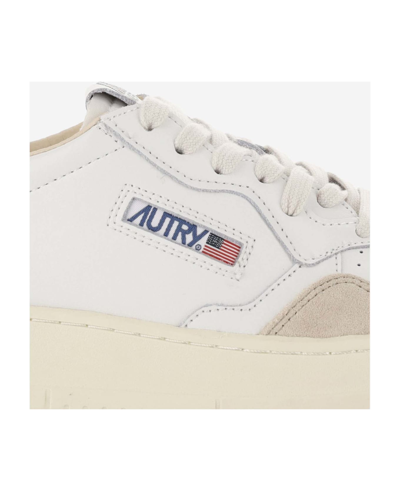 Autry Medalist Low Leather Sneakers - Red