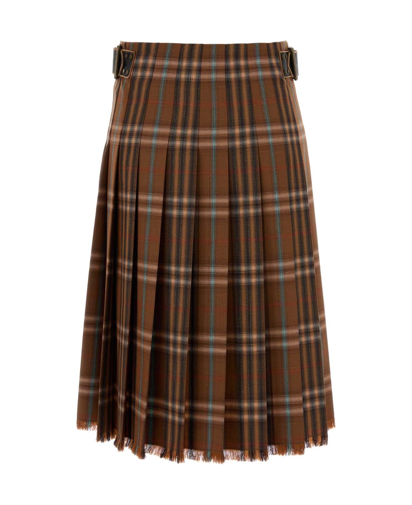 Burberry Embroidered Wool Skirt - GINGERBROWNIPCHK