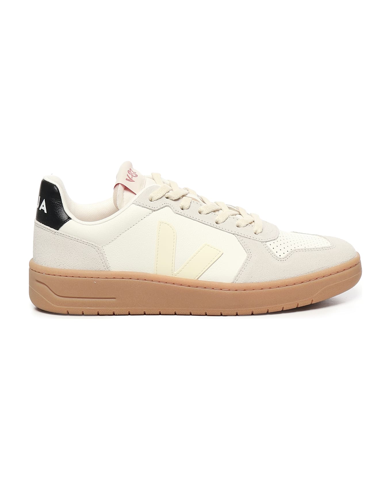 Veja V-82 Sneakers - Off-white/ALMOND