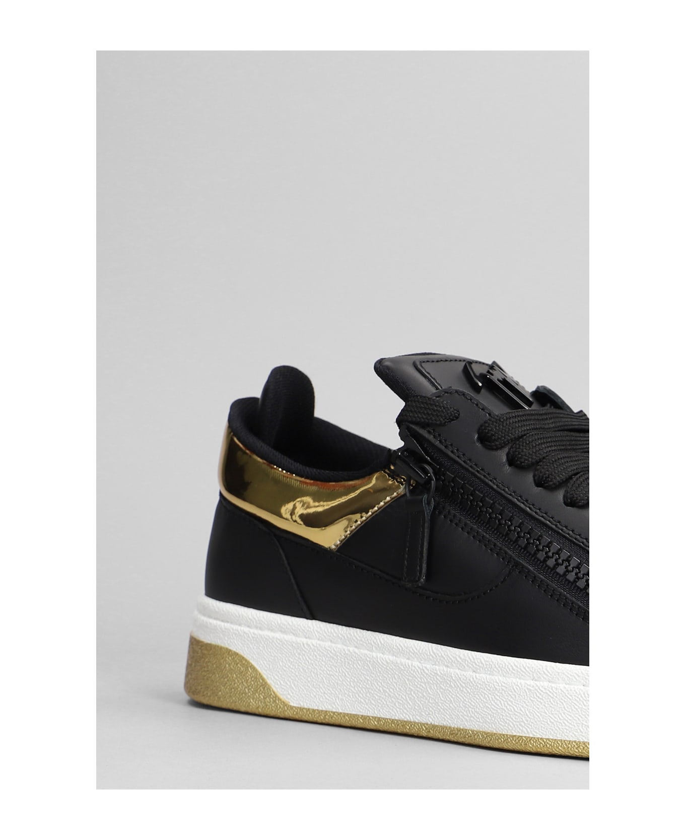 Giuseppe Zanotti Gz 94 Sneakers In Black Leather - Nero