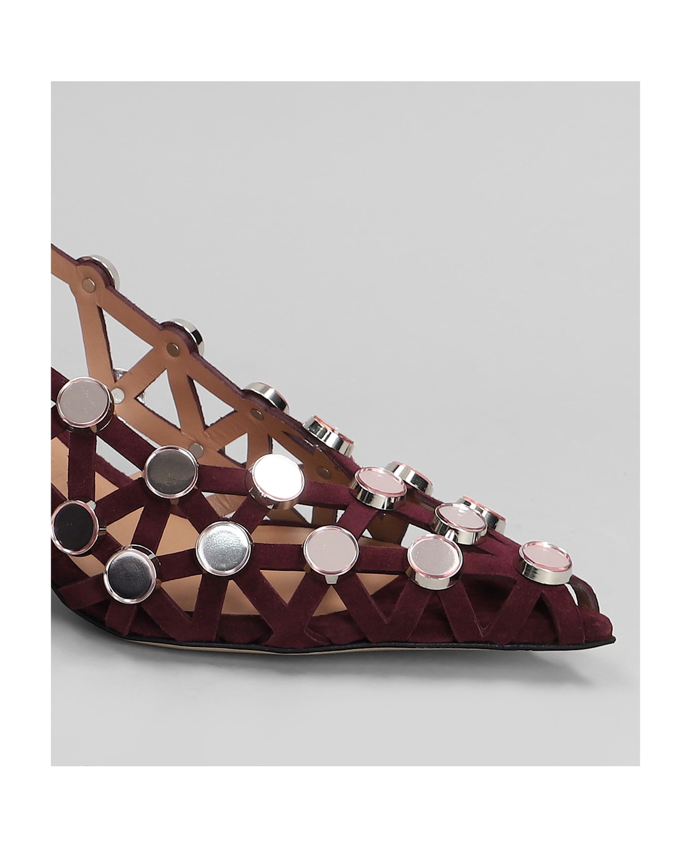 The Attico Grid Pumps In Bordeaux Suede - bordeaux