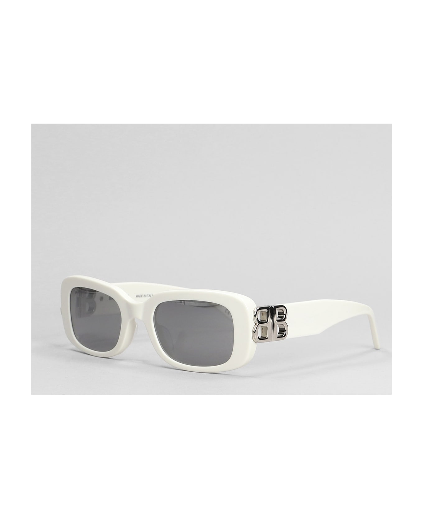 Balenciaga Dyn Sq 2.0 Sunglasses In White Acetate - white