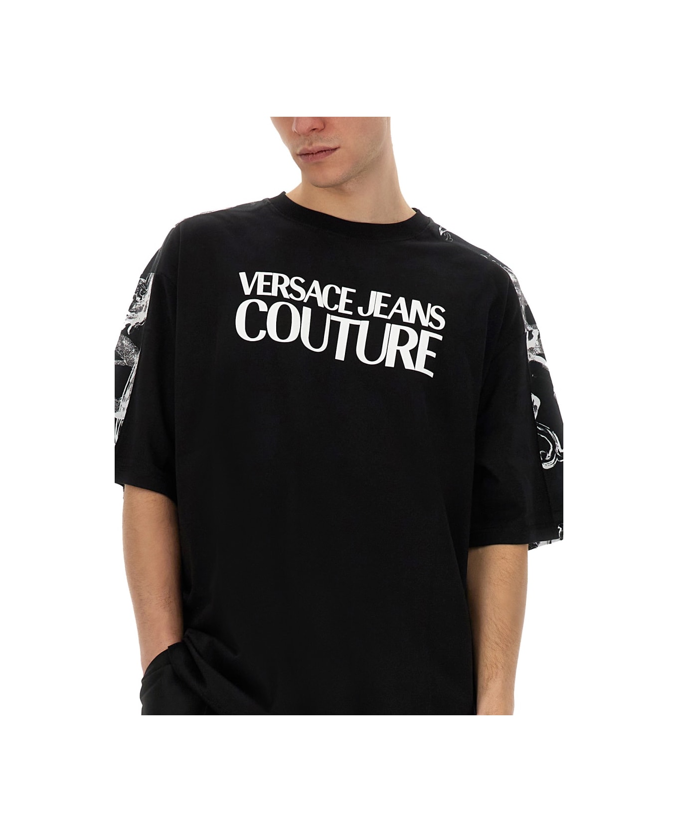 Versace Jeans Couture T-shirt With Logo - BLACK