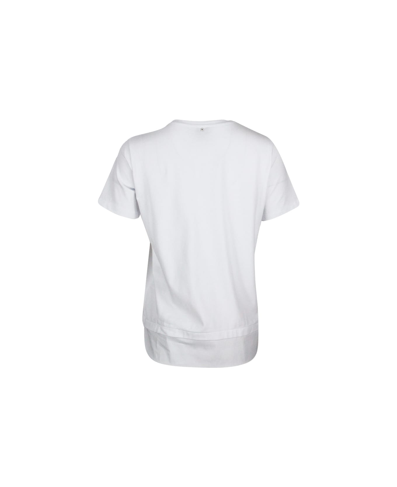 Lorena Antoniazzi Short-sleeved Round-neck Cotton zip-up T-shirt With Chest Pocket And Embroidered Star - White