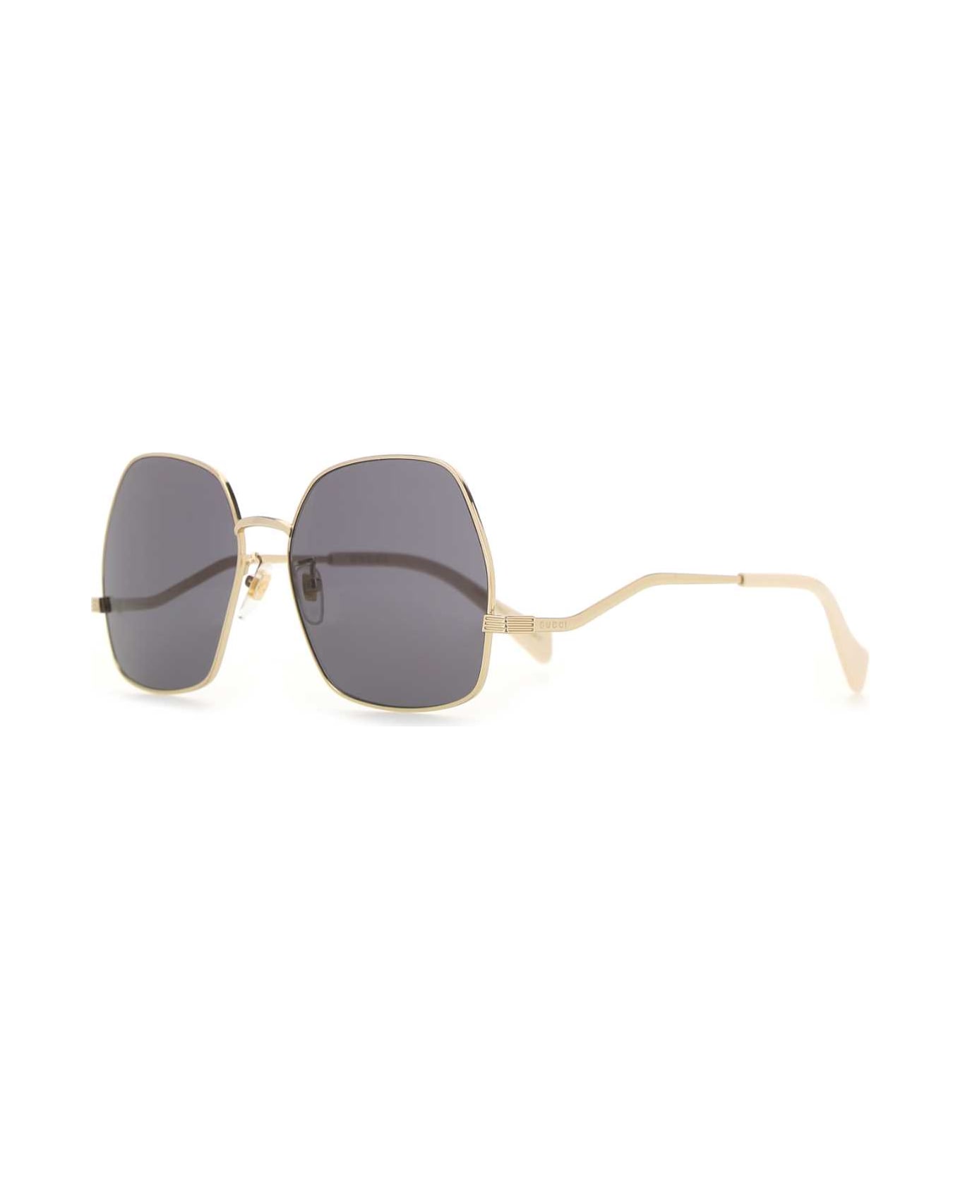 Gucci Gold Metal Sunglasses - 8012 サングラス