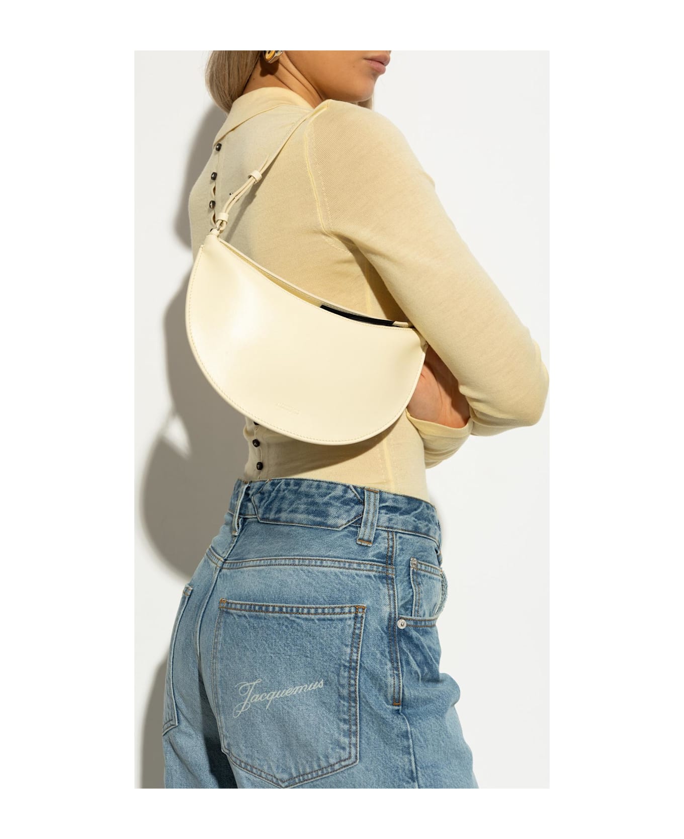 Jacquemus Shoulder Bag 
le Petit Ovalo - Ivory