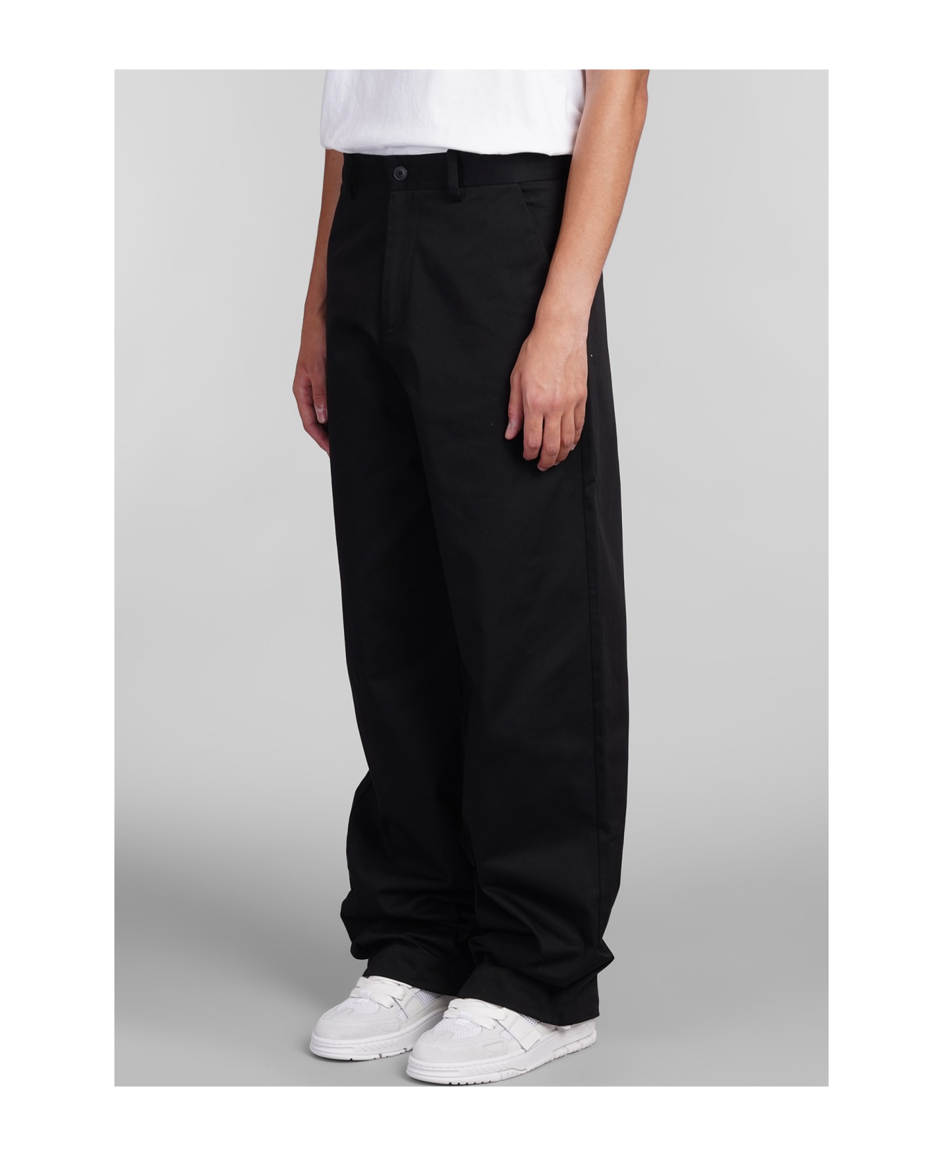 【関税込み】Axel Arigato ブラック ポリエステル トラウザーズ Axel Arigato Pants In Black Cotton | italist