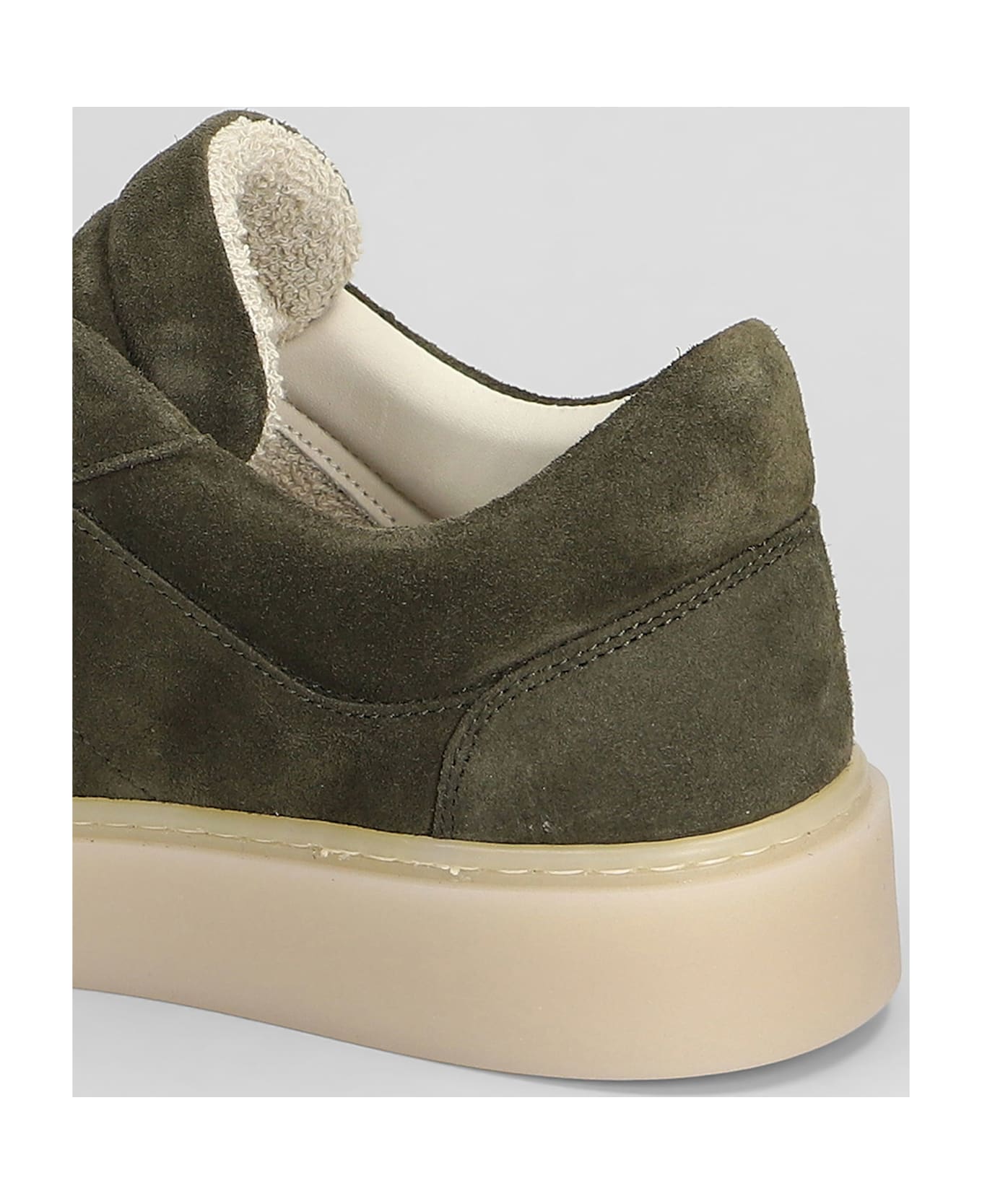 Low Brand Fly Sneakers In Green Suede - green