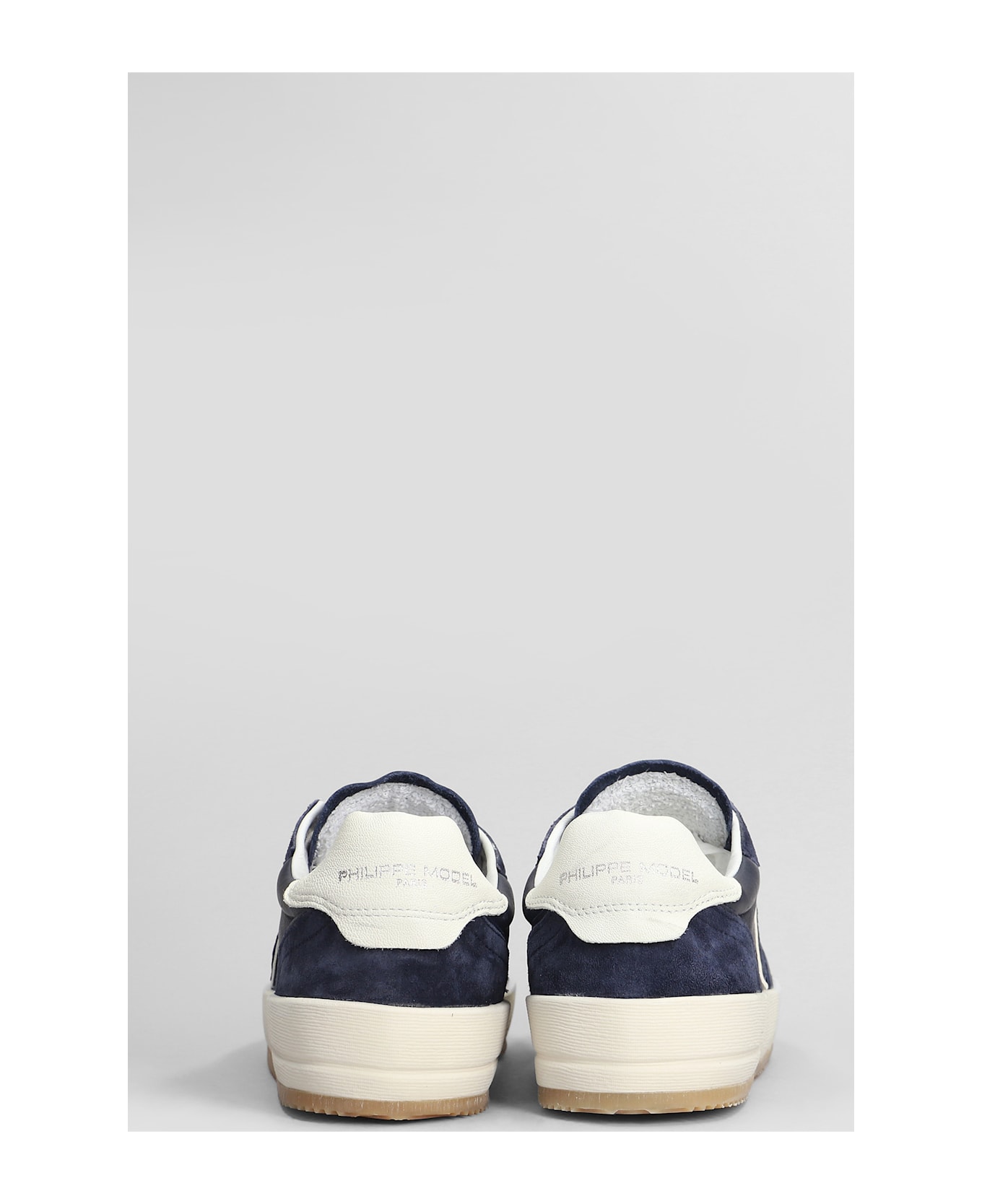 Philippe Model Nice Low Sneakers In Blue Suede And Leather - blue