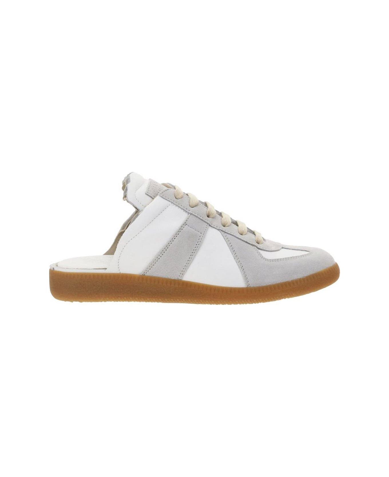 【関税＆送料込み】Maison Margiela Replica Inside Out Sneak Maison Margiela Inside Out Canvas Sneakers | Neutrals | FARFETCH