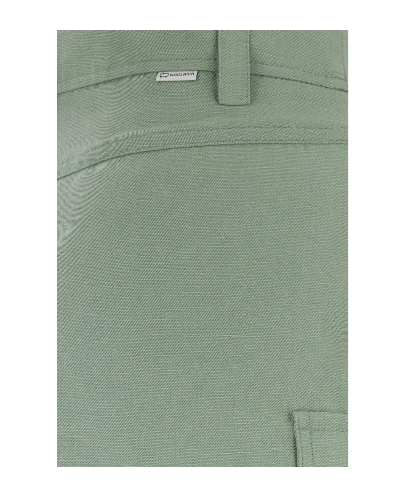 Woolrich Sage Green Viscose Blend Shorts - Verde